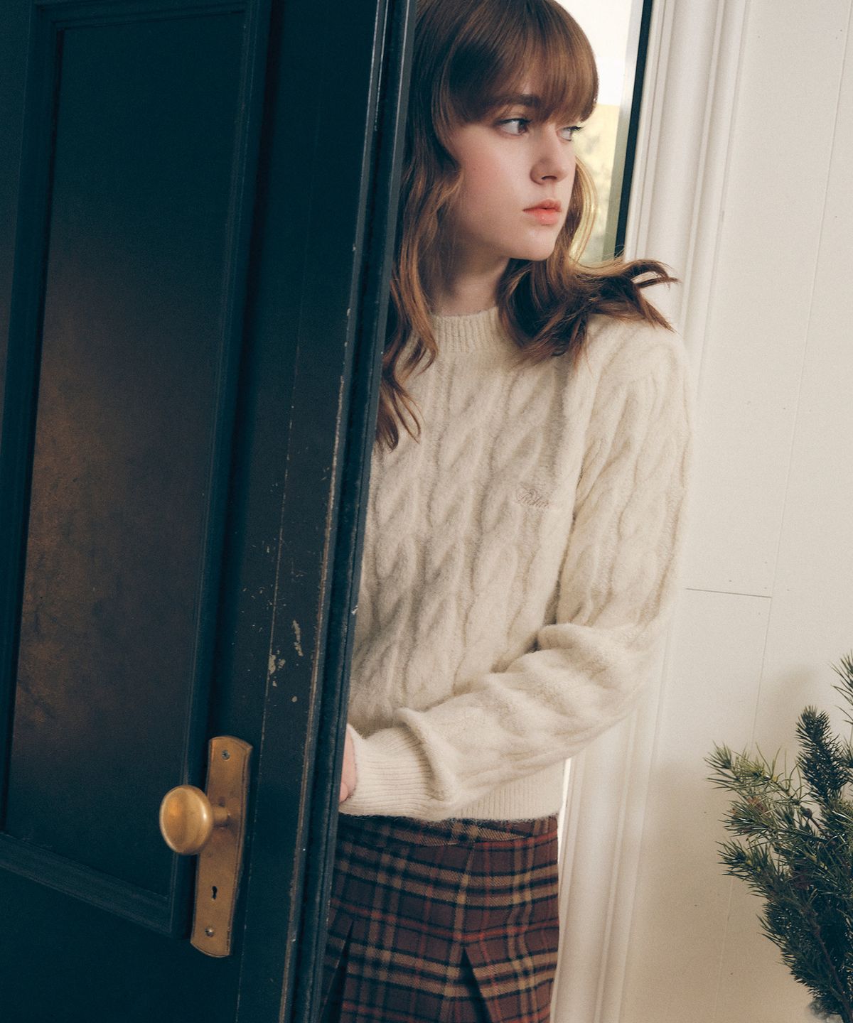 로라로라(ROLAROLA) TWIST KNIT PULLOVER IVORY