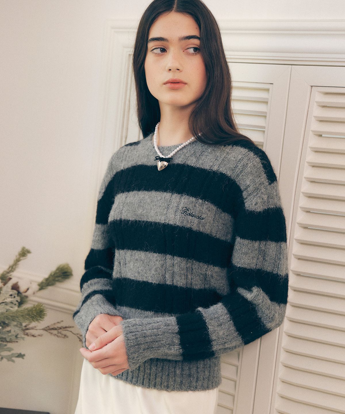 로라로라(ROLAROLA) OVERFIT BOARDER KNIT GY+BK