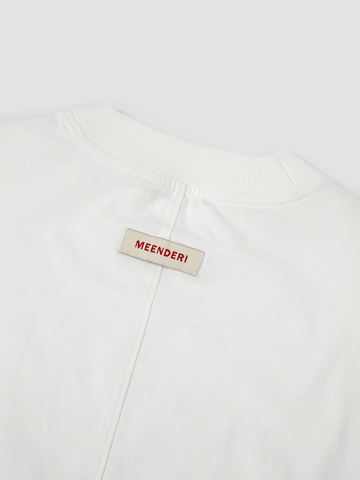 민더리(MEENDERI) MEENDERI LOGO BASIC T-SHIRT - WHITE