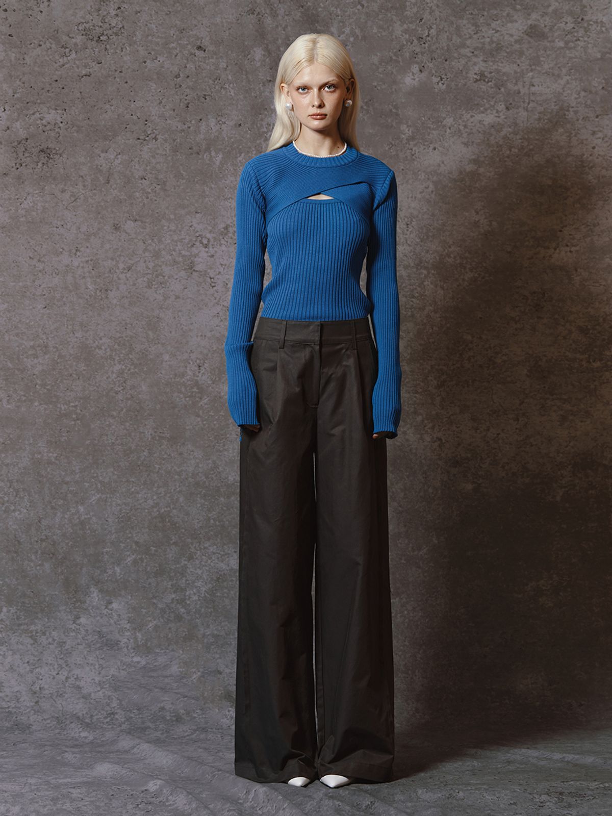 민더리(MEENDERI) CROSS RIBBED BOLERO TOP - BLUE