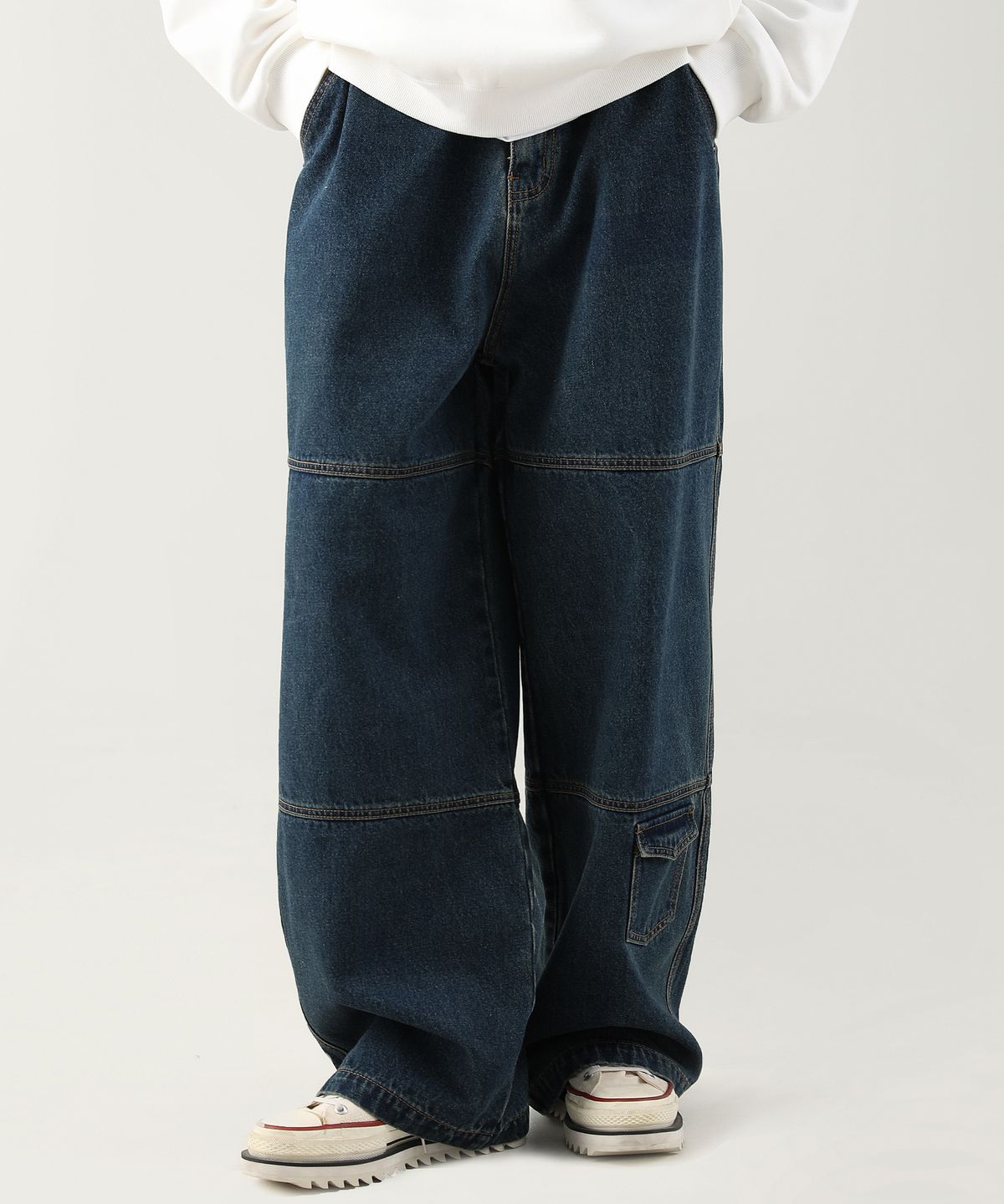 어반드레스(AVANDRESS) Stitch Pocket Denim Pants - 2COL
