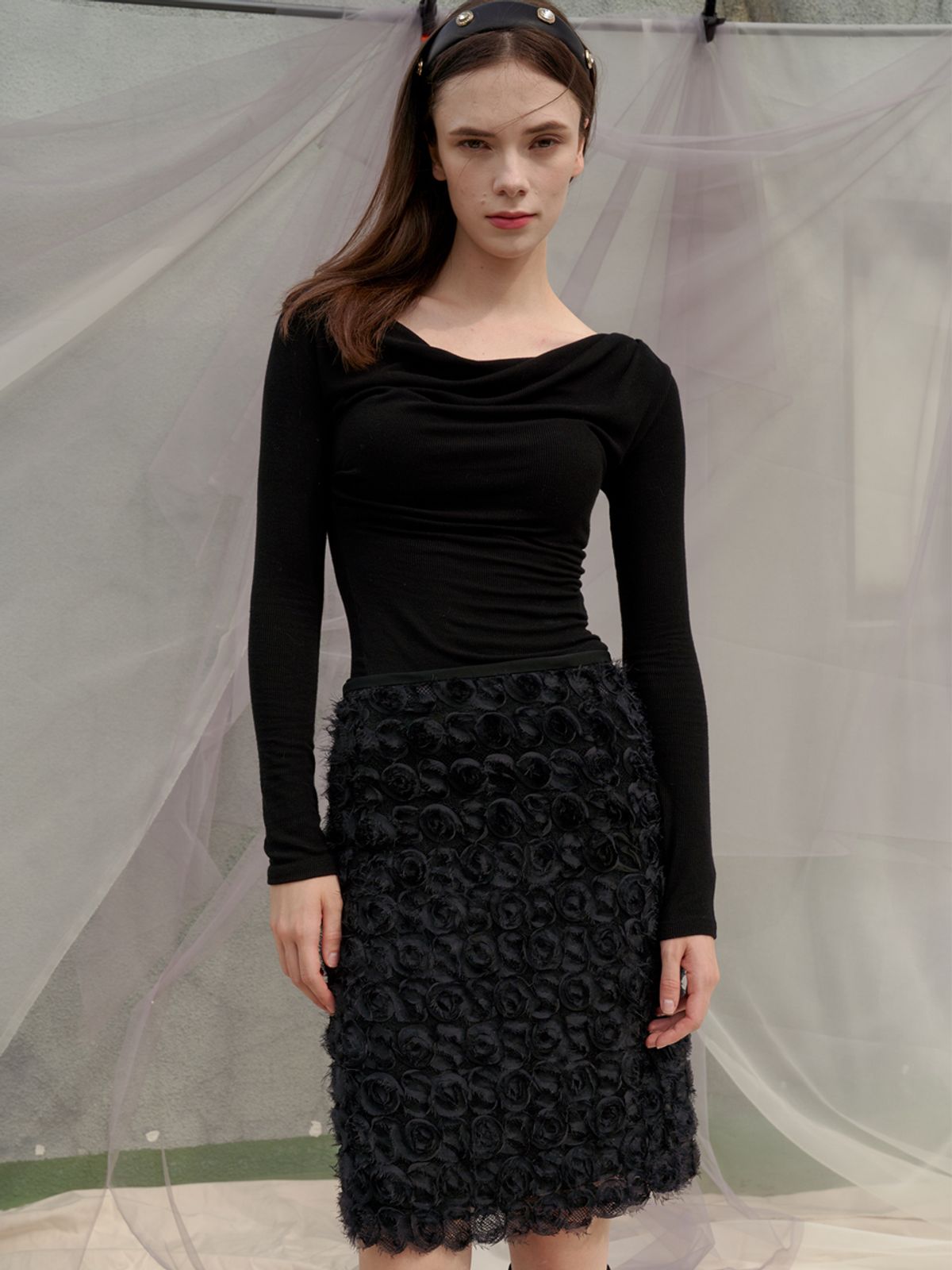 쏘리, 투 머치 러브(SORRY, TOO MUCH LOVE) RosieRose Lace H Line Skirt_Black