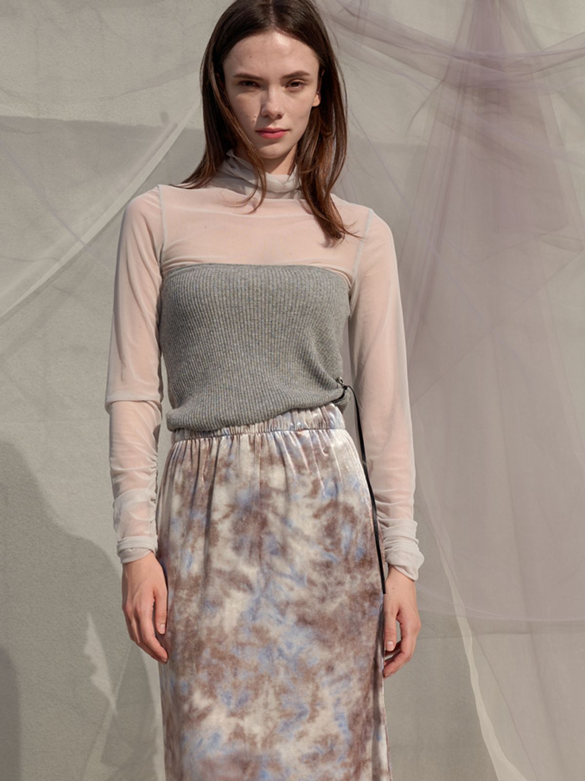쏘리, 투 머치 러브(SORRY, TOO MUCH LOVE) Sleeve Shirring See Through Turtleneck Top_Gray