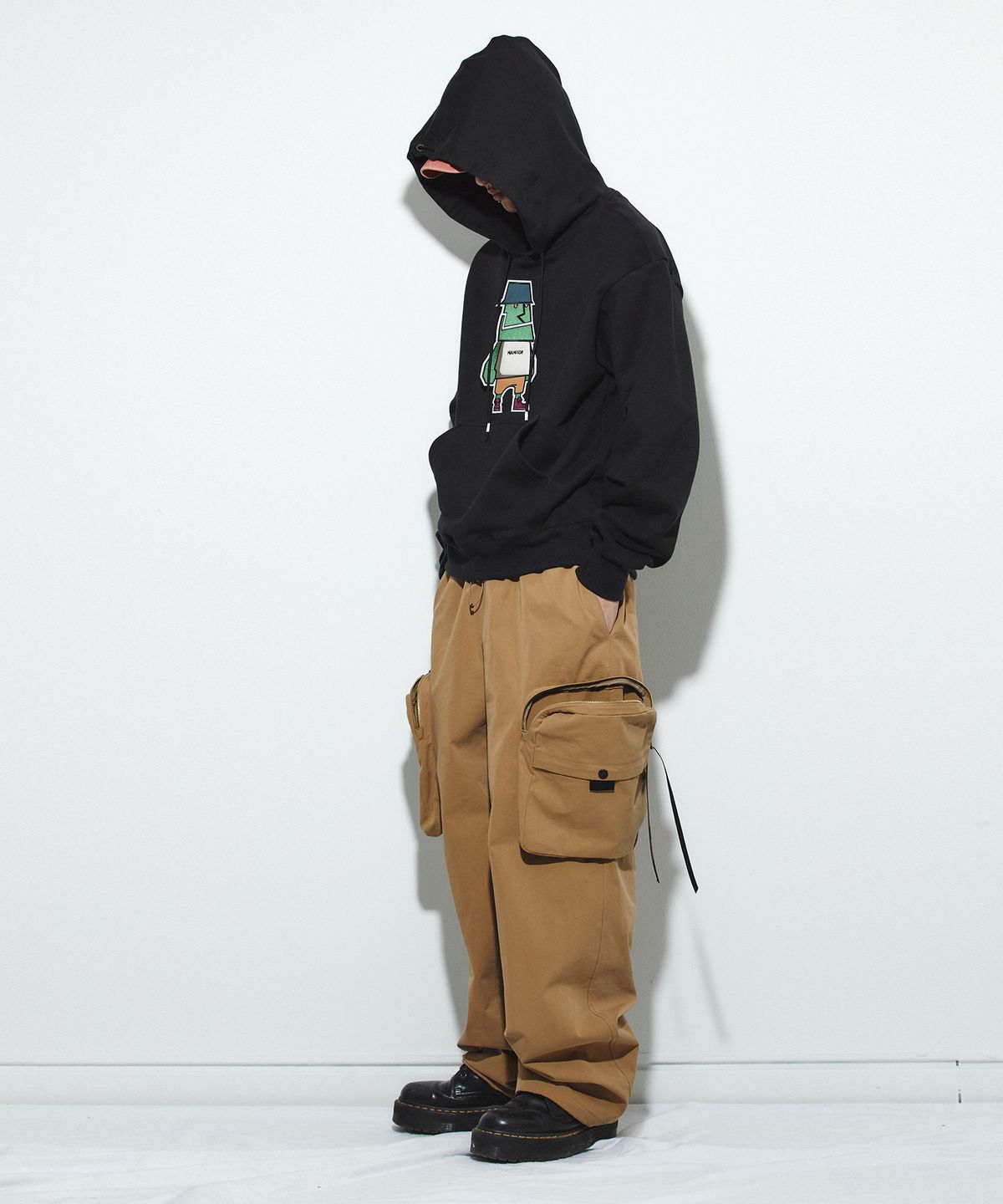 밀리밀리언(MILLIMILLION) COBBLESTONE STONIE HOODIE T09-Black