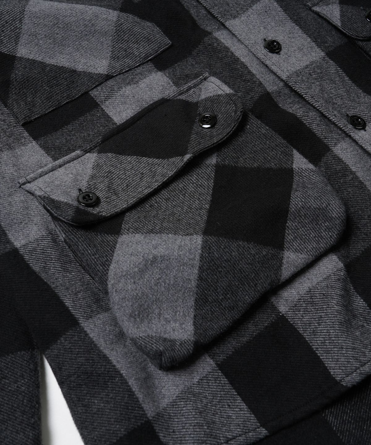 프리즘웍스(FRIZMWORKS) BUFFALO CHECK SHIRT JACKET _ BLACK