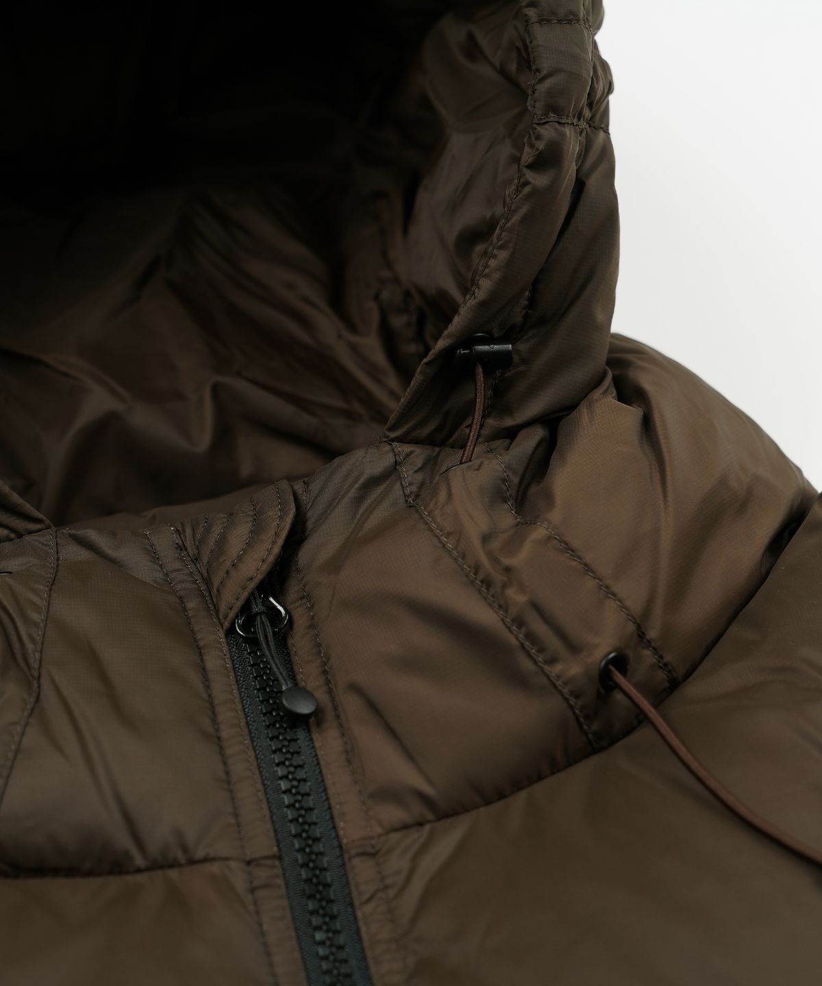 프리즘웍스(FRIZMWORKS) ALTAVIA DOWN PARKA _ BROWN