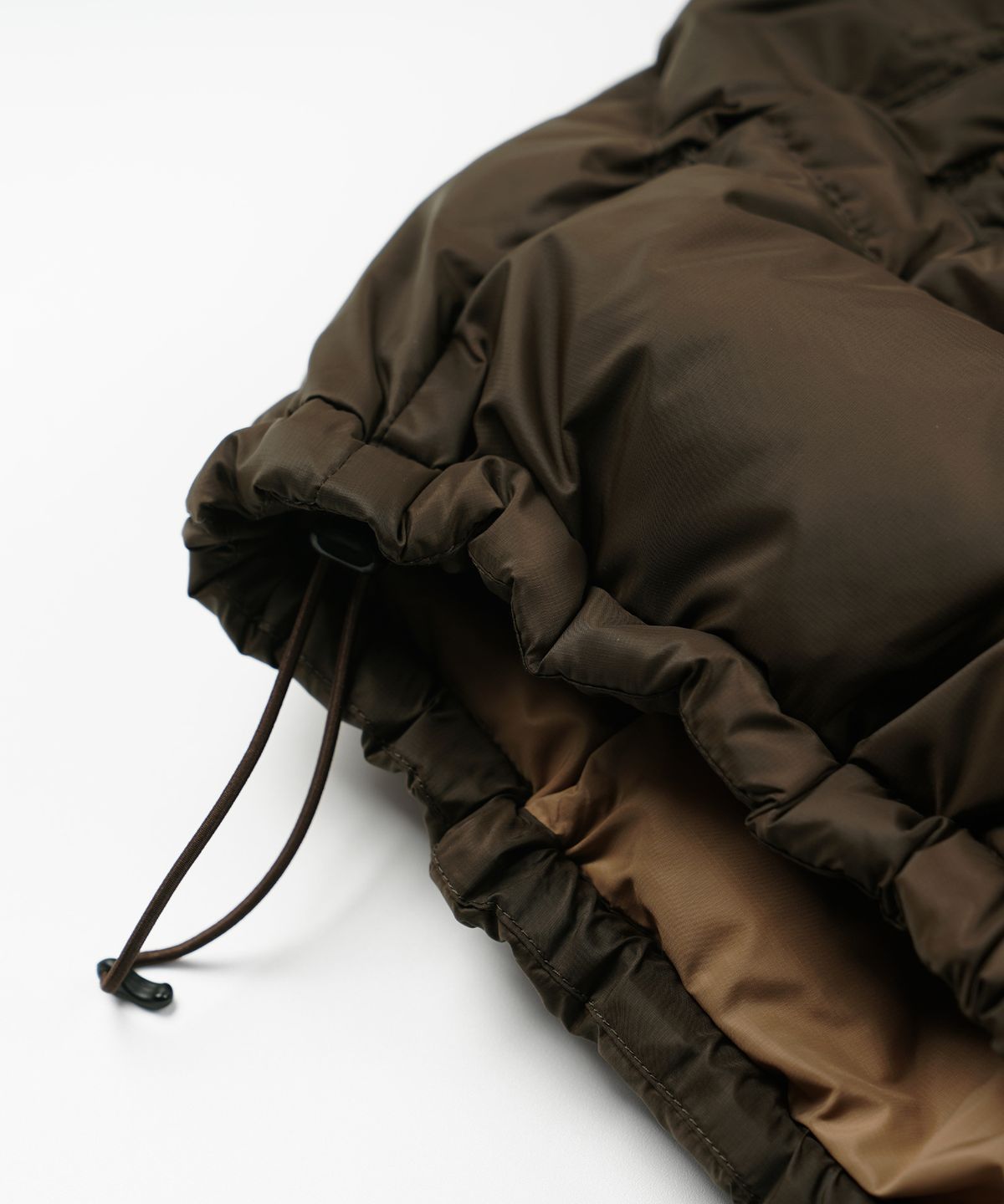 프리즘웍스(FRIZMWORKS) ALTAVIA DOWN PARKA _ BROWN