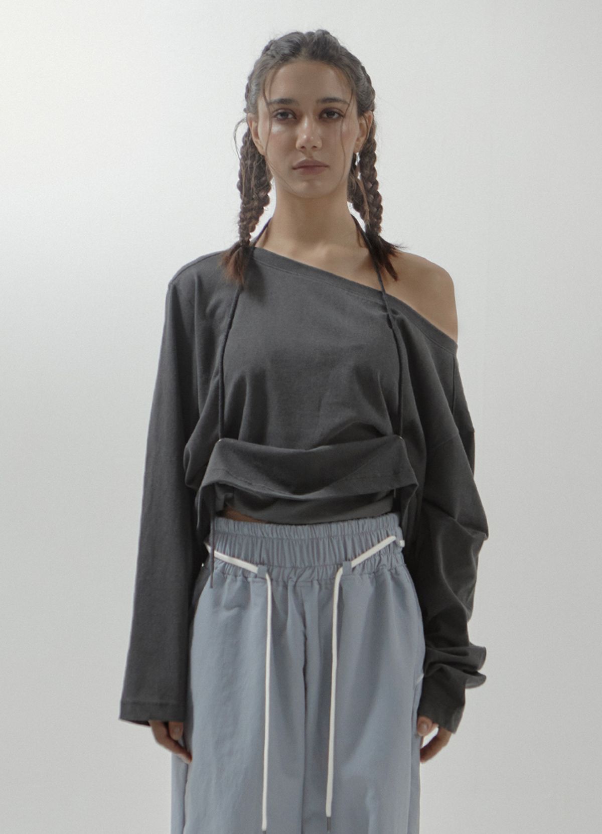 세니크(SENIK) Champs string long sleeve - Charcoal