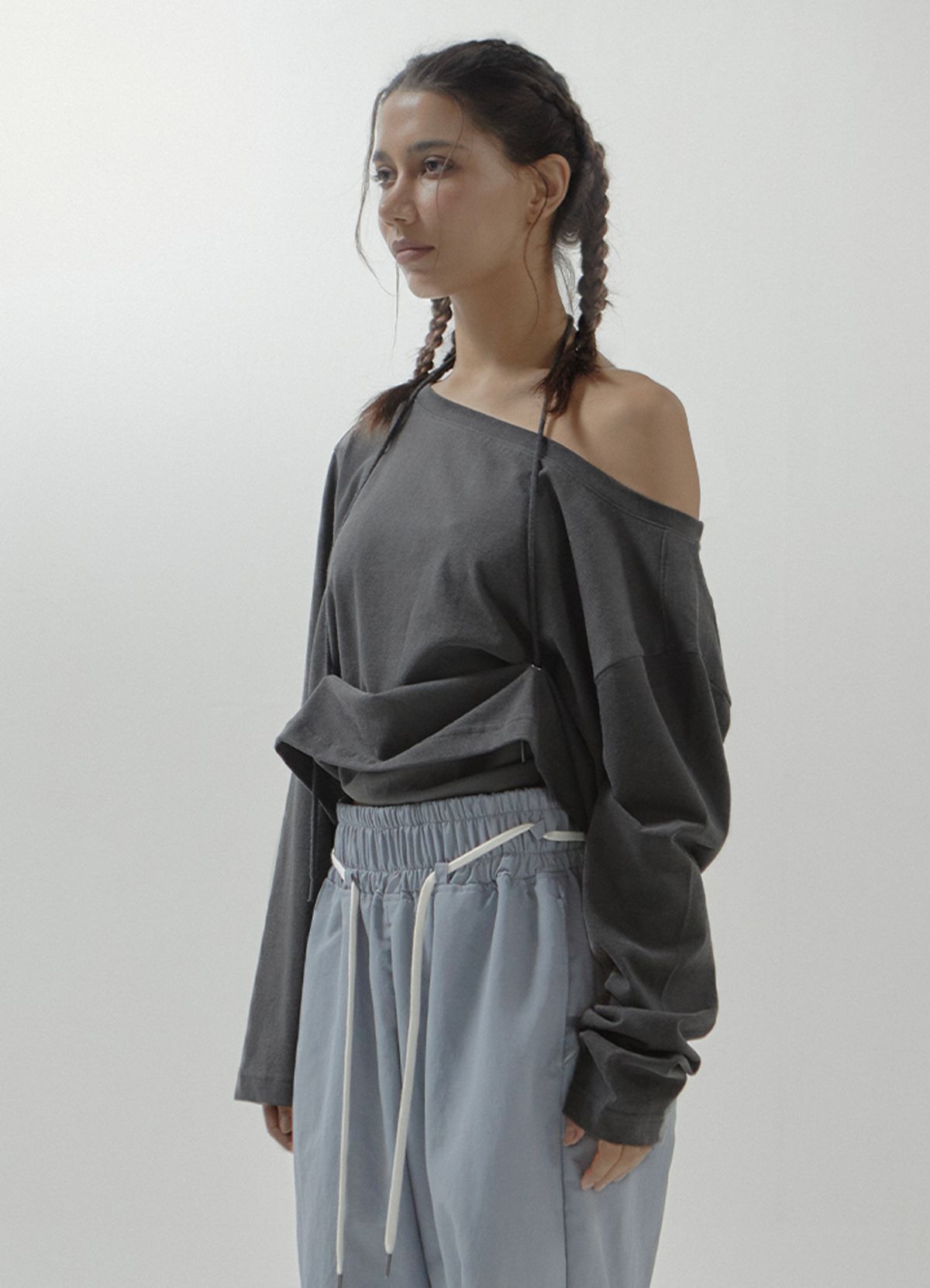세니크(SENIK) Champs string long sleeve - Charcoal