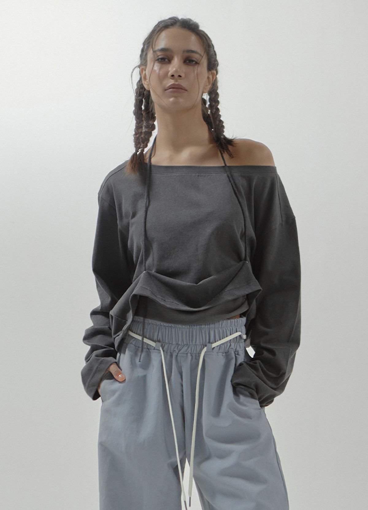 세니크(SENIK) Champs string long sleeve - Charcoal