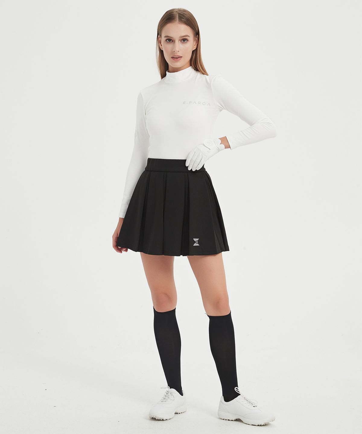 이파르카(E.PARCA) 블랙 스파이럴 플리츠 스커트