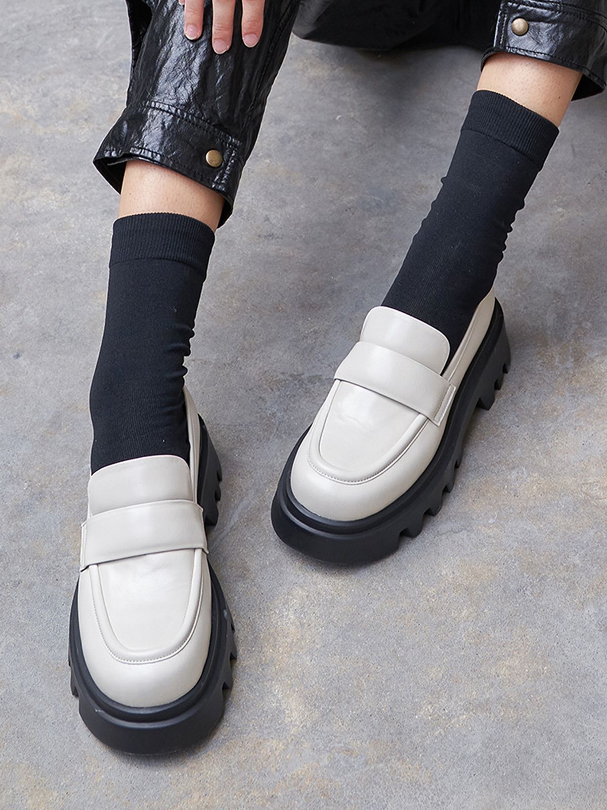 블랑수블랑(BLANC SUR BLANC) 루크로퍼 아이보리