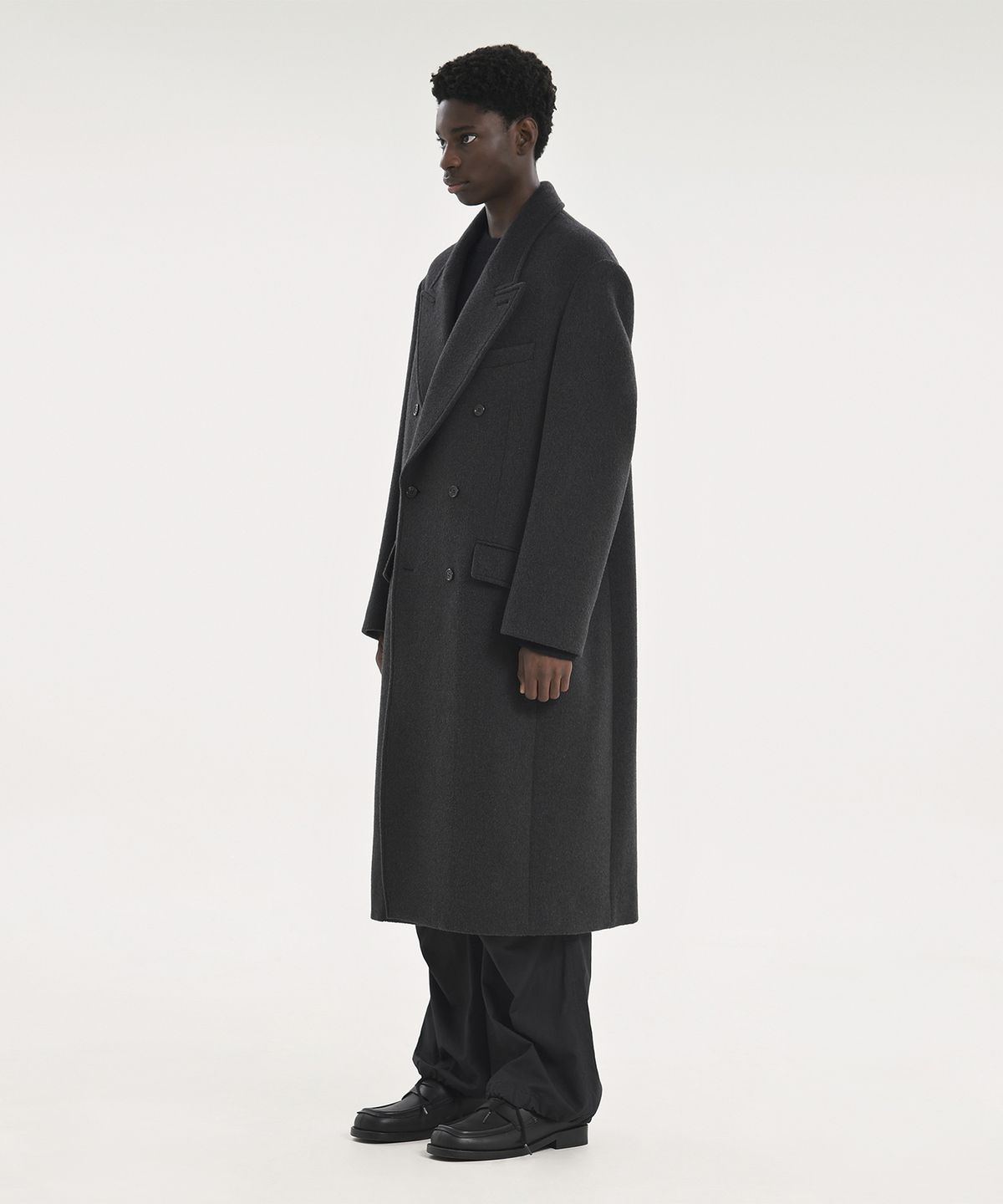브라운야드(BROWNYARD) 23FW 더블 브레스티드 코트, 차콜