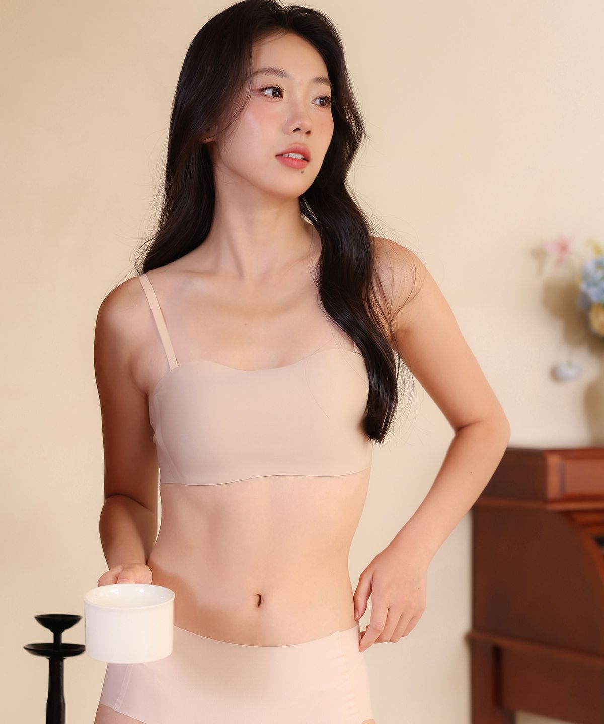 르세렌(LESEREIN) LS23BR-301 밀착 오프숄더 브라렛