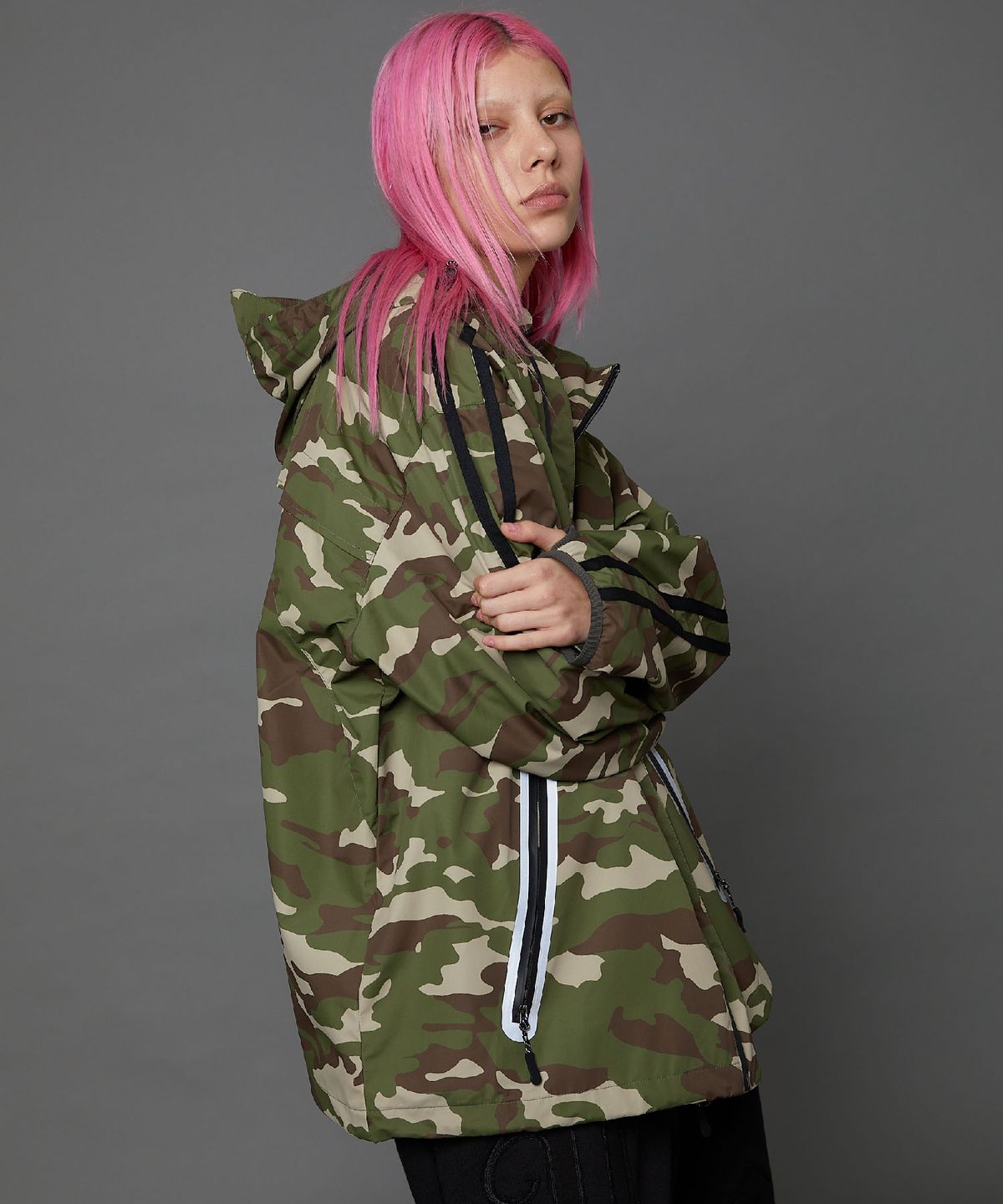 후드후드(HOODHOOD) 3레이어 리플렉티브 윈드브레이커 자켓 카모