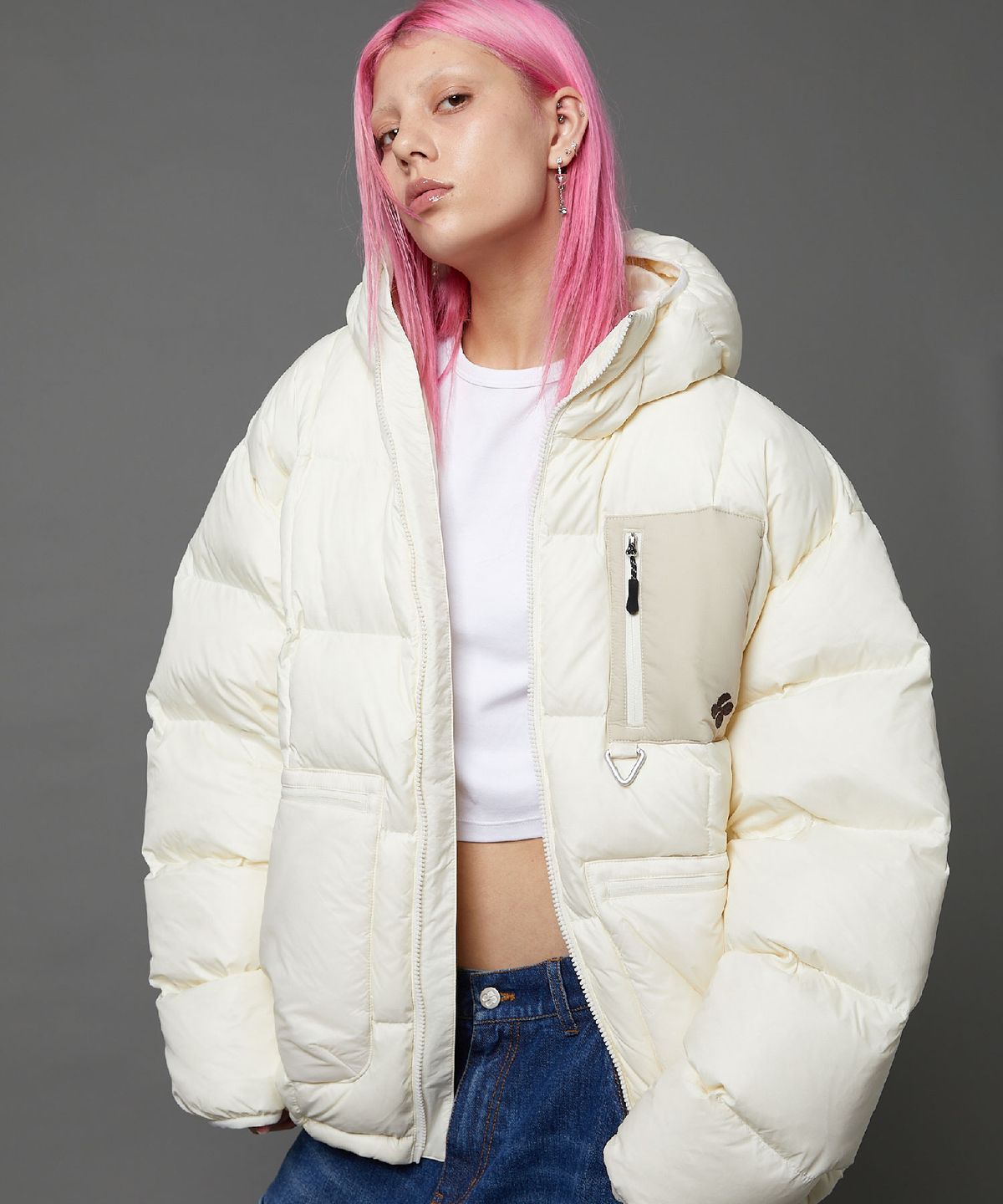 후드후드(HOODHOOD) 하이넥 헤비 덕다운 숏패딩 크림