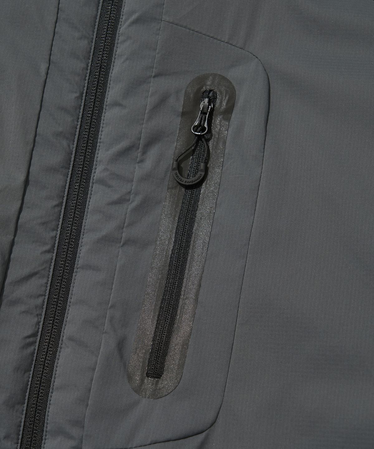 웰터 익스페리먼트(WELTER EXPERIMENT) LIGHT PRIMALOFT HOOD JACKET_CHARCOAL_WOL041