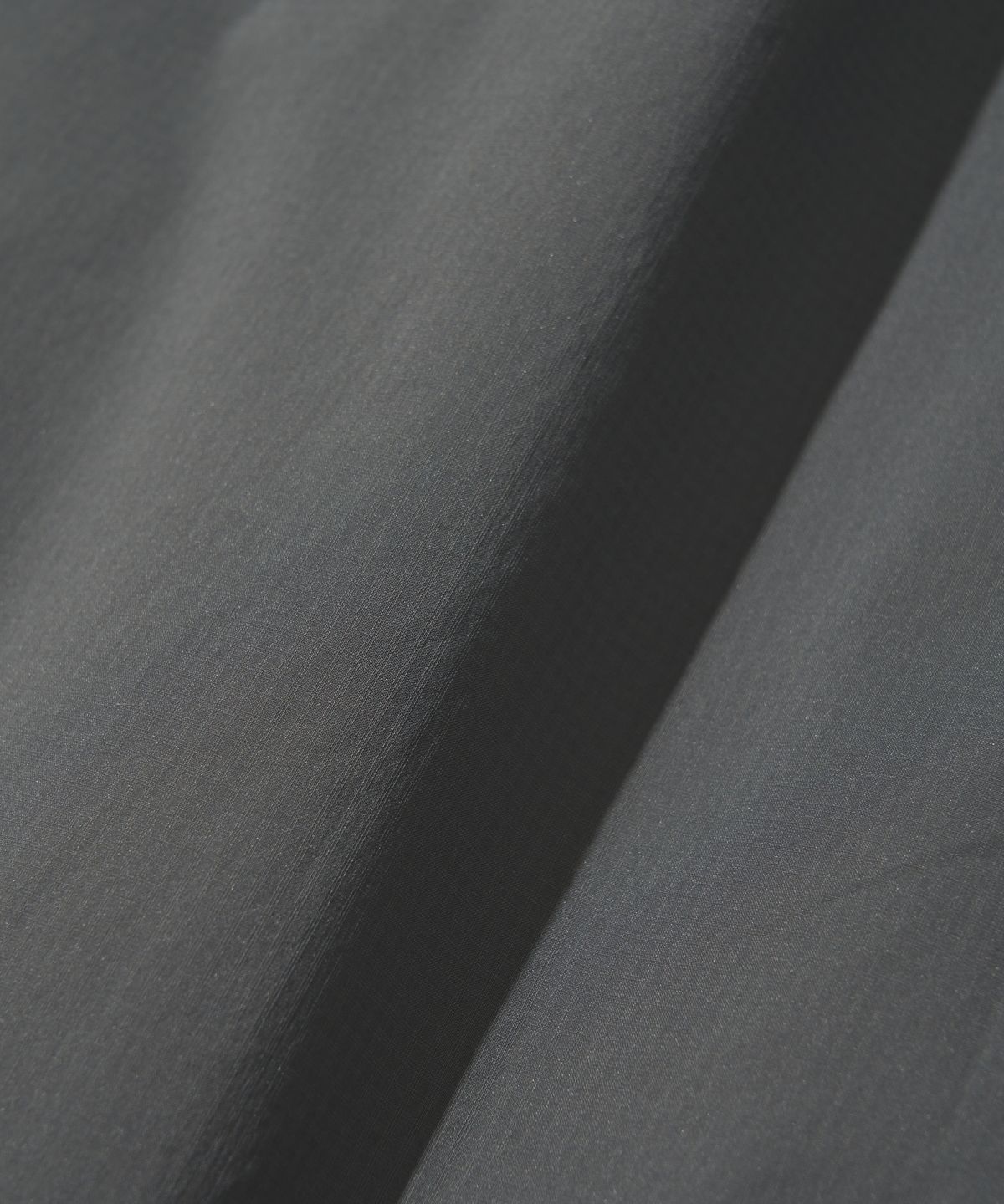 웰터 익스페리먼트(WELTER EXPERIMENT) LIGHT PRIMALOFT HOOD JACKET_CHARCOAL_WOL041