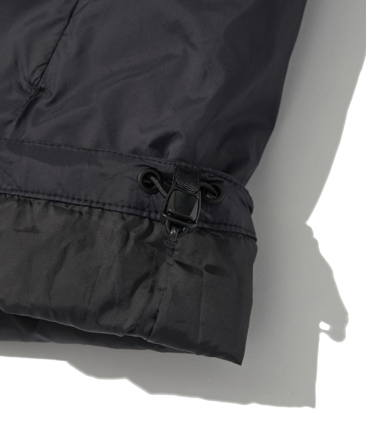 웰터 익스페리먼트(WELTER EXPERIMENT) SIGNATURE LINE DOWN JACKET_BLACK_WOL044