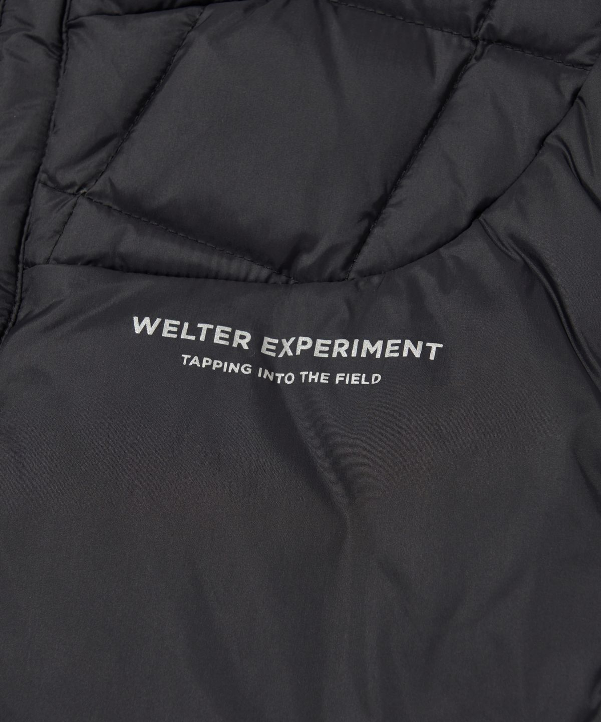 웰터 익스페리먼트(WELTER EXPERIMENT) SHIELD DOWN HOOD VEST_BLACK_WOL047