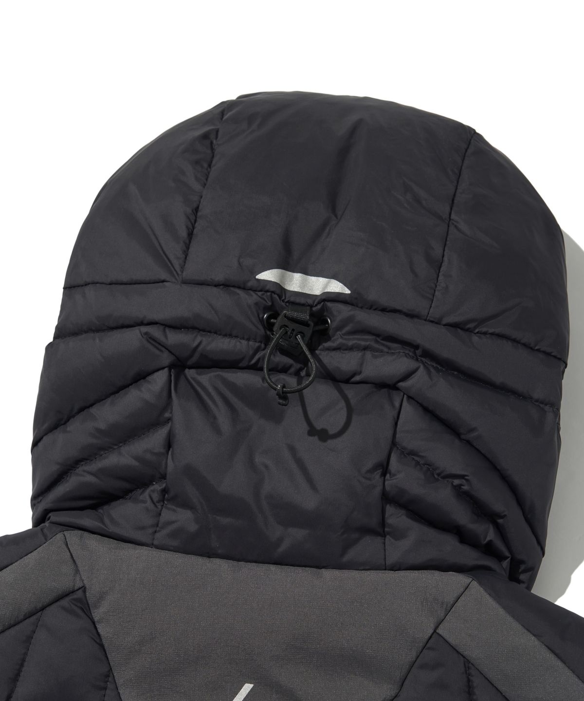 웰터 익스페리먼트(WELTER EXPERIMENT) SHIELD DOWN HOOD VEST_BLACK_WOL047