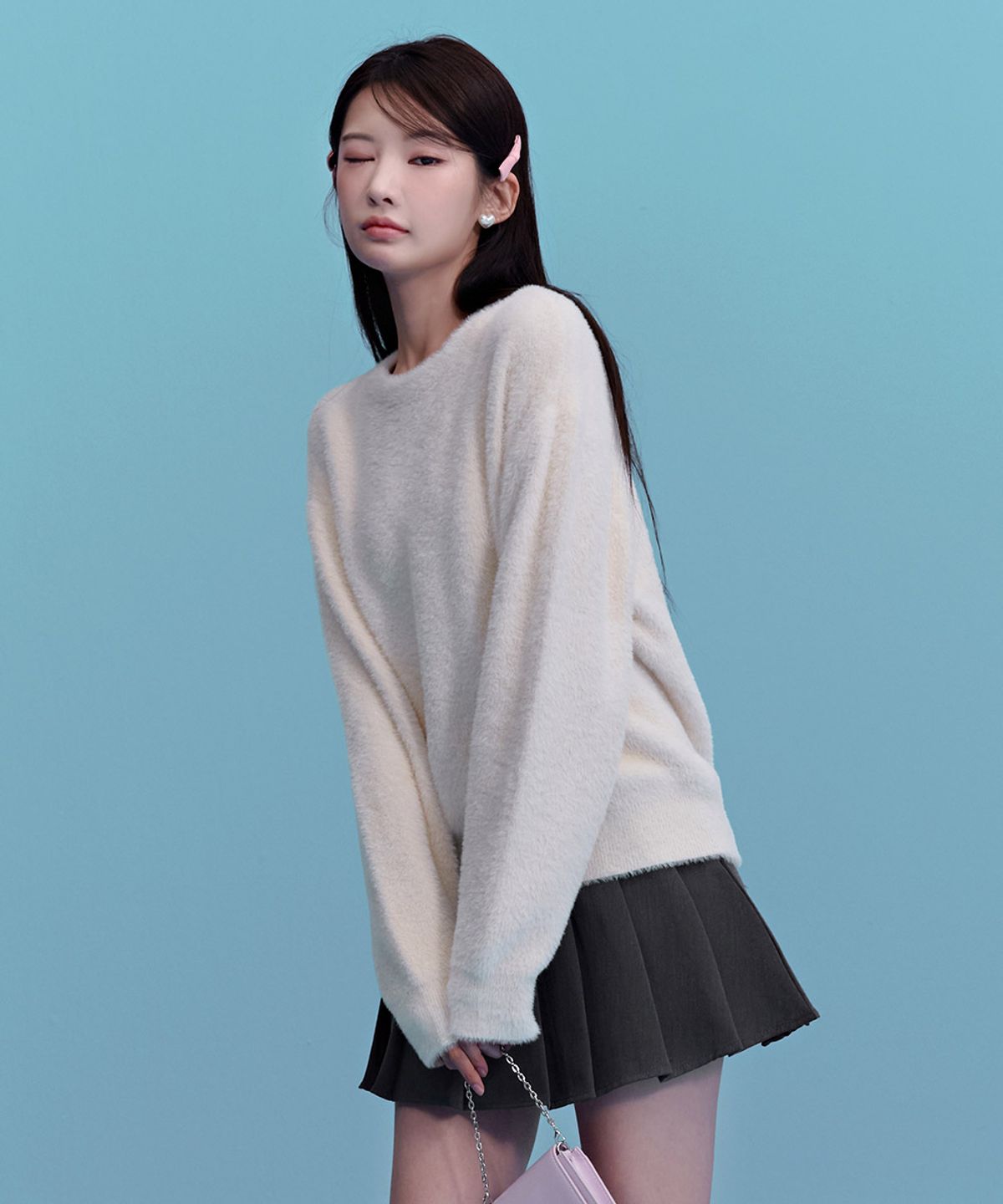 체이스컬트(CHASECULT) 여성 루즈핏 날개사 스웨터-CFRG5272D05