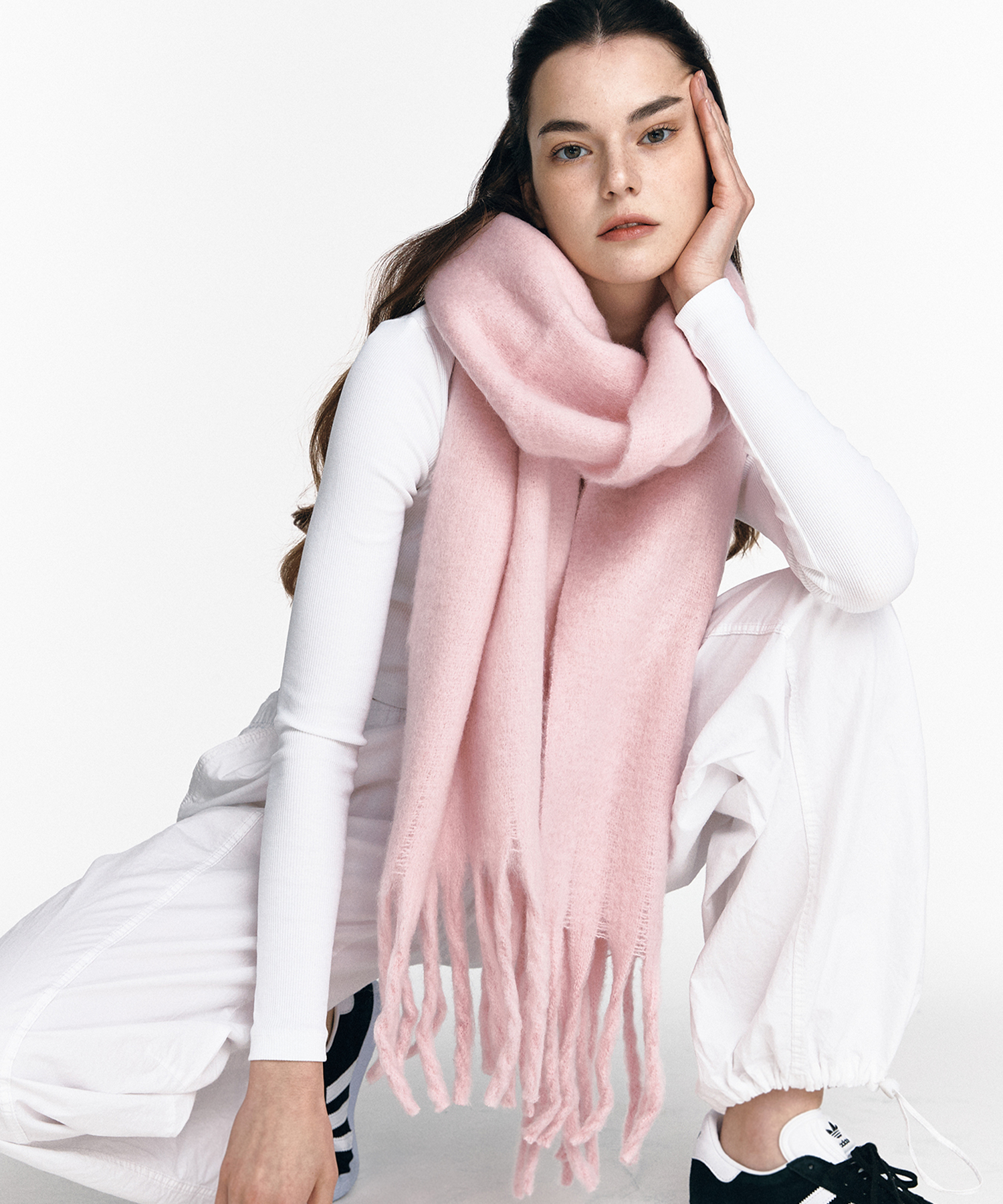MUSINSA公式 | BRIGHTEN Big pale pink muffler