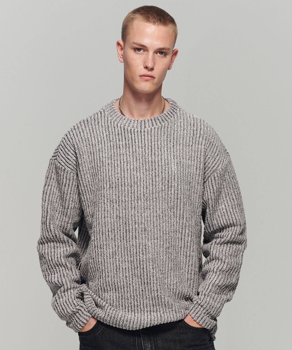 메종미네드(MAISON MINED) SIDE BUTTON BOUCLE KNIT WHITE