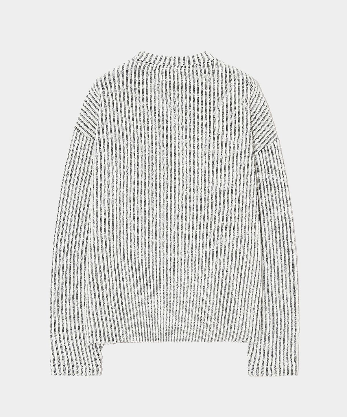 메종미네드(MAISON MINED) SIDE BUTTON BOUCLE KNIT WHITE