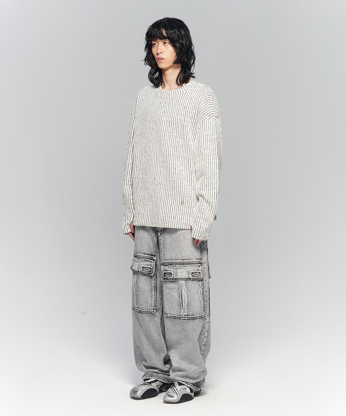 메종미네드(MAISON MINED) SIDE BUTTON BOUCLE KNIT WHITE