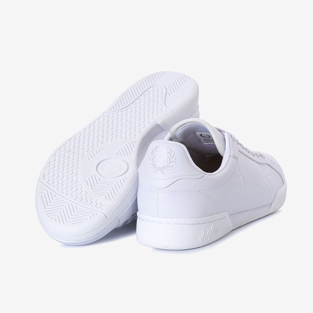 프레드페리(FRED PERRY) B722 레더 브랜디드 (100) SFPU2336321-100