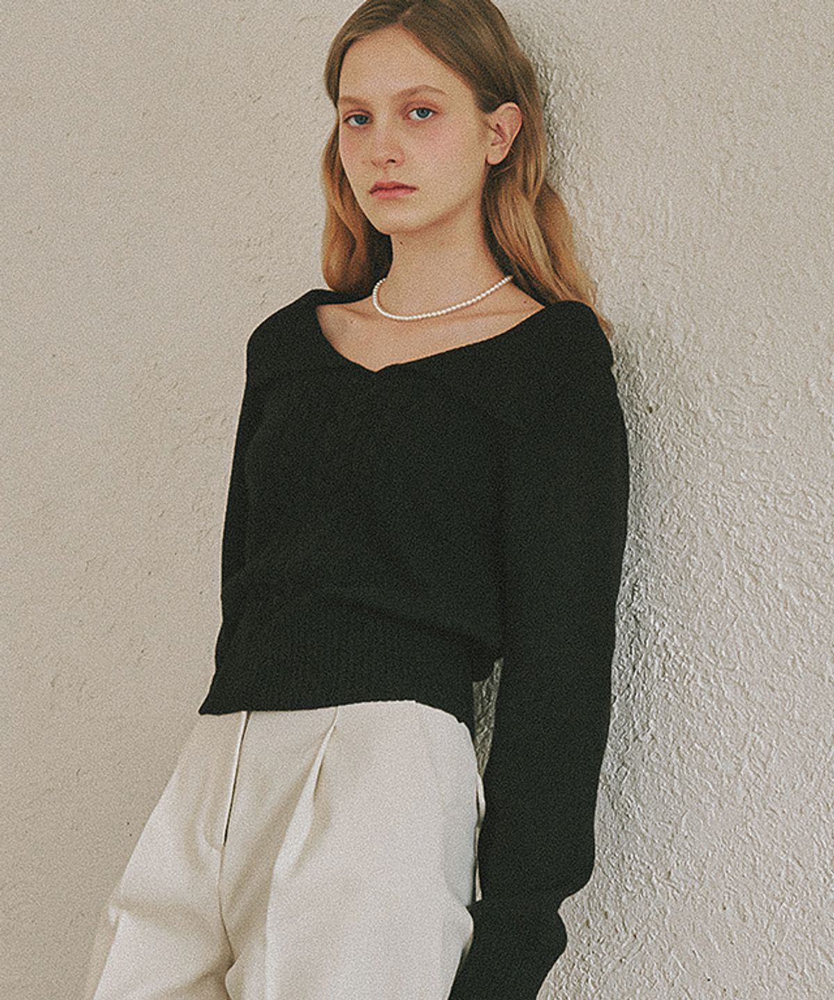 론론(RONRON) BIG COLLAR CABLE CROP KNIT BLACK