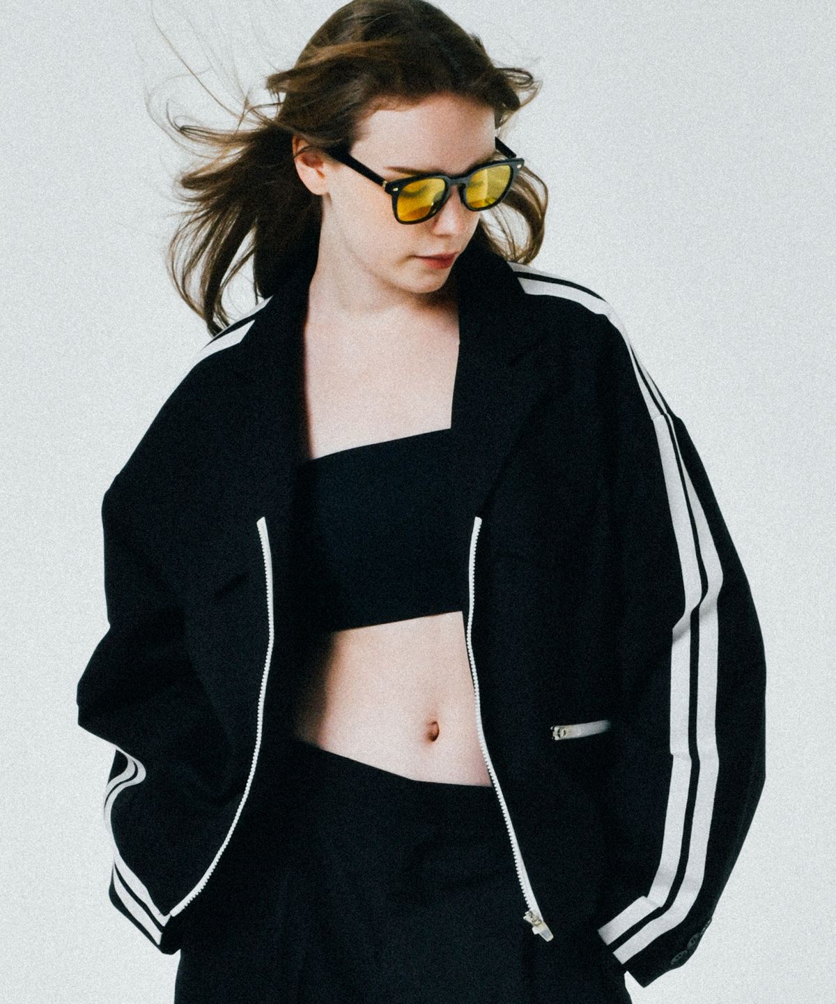 씨오엠이(COME) [UNISEX] Satin-Trimmed Padded Racing Jacket (Black)