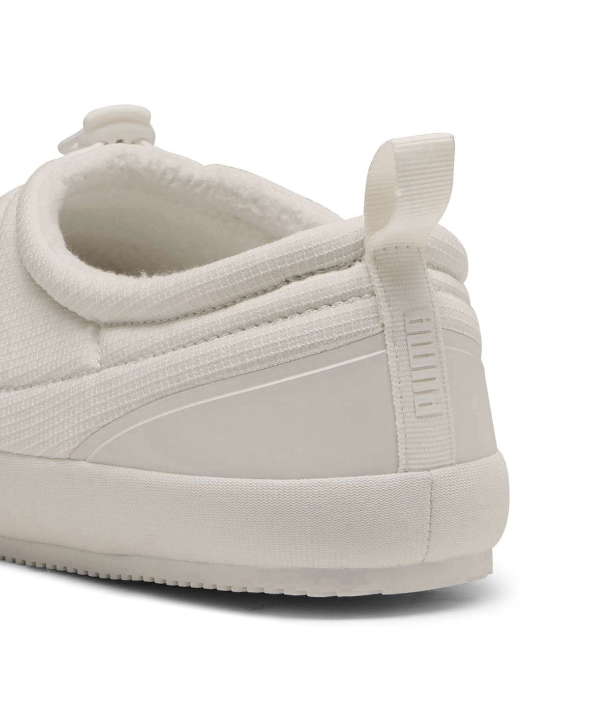 푸마(PUMA) 터프 패디드 플러스 오버 더 클라우드 - 아이보리:화이트 / 393969-01