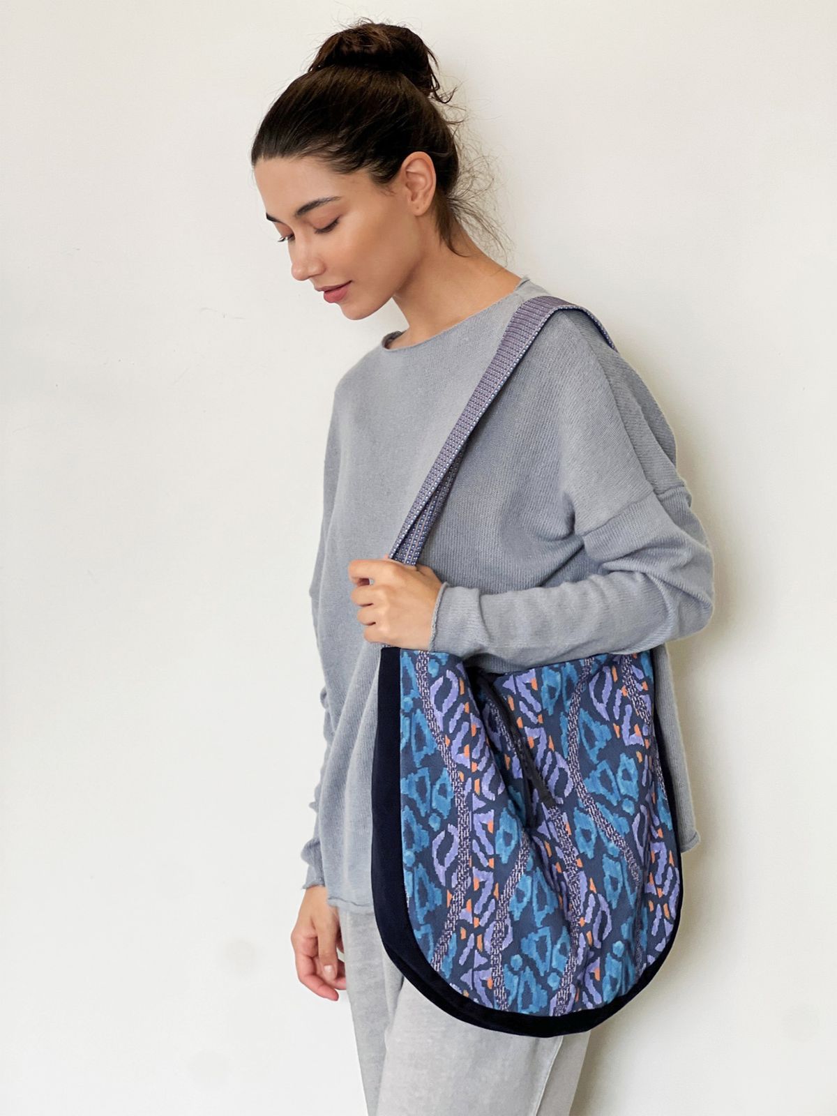 마레트라(MARAETHRA) Ikat Tree Daily Cotton Bag 이캇 트리 데일리 코튼 백 TH