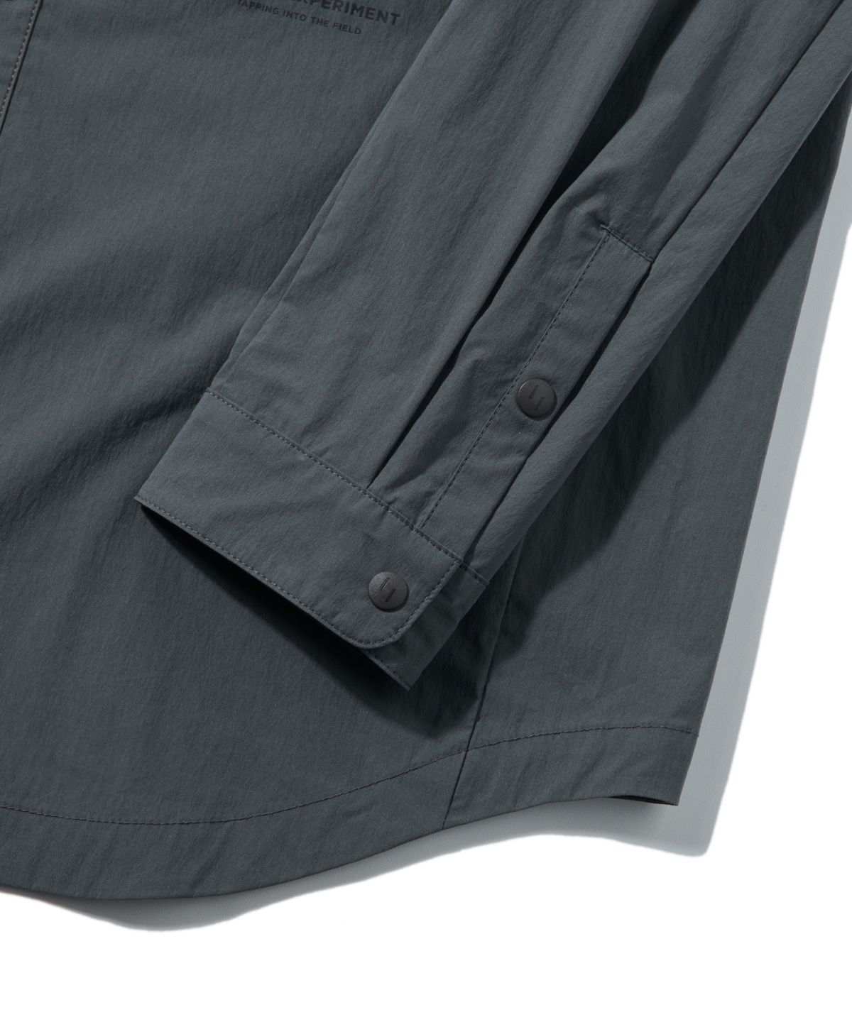웰터 익스페리먼트(WELTER EXPERIMENT) WCL006_LIGHT REFLECTION POCKET SHIRTS_Charcoal