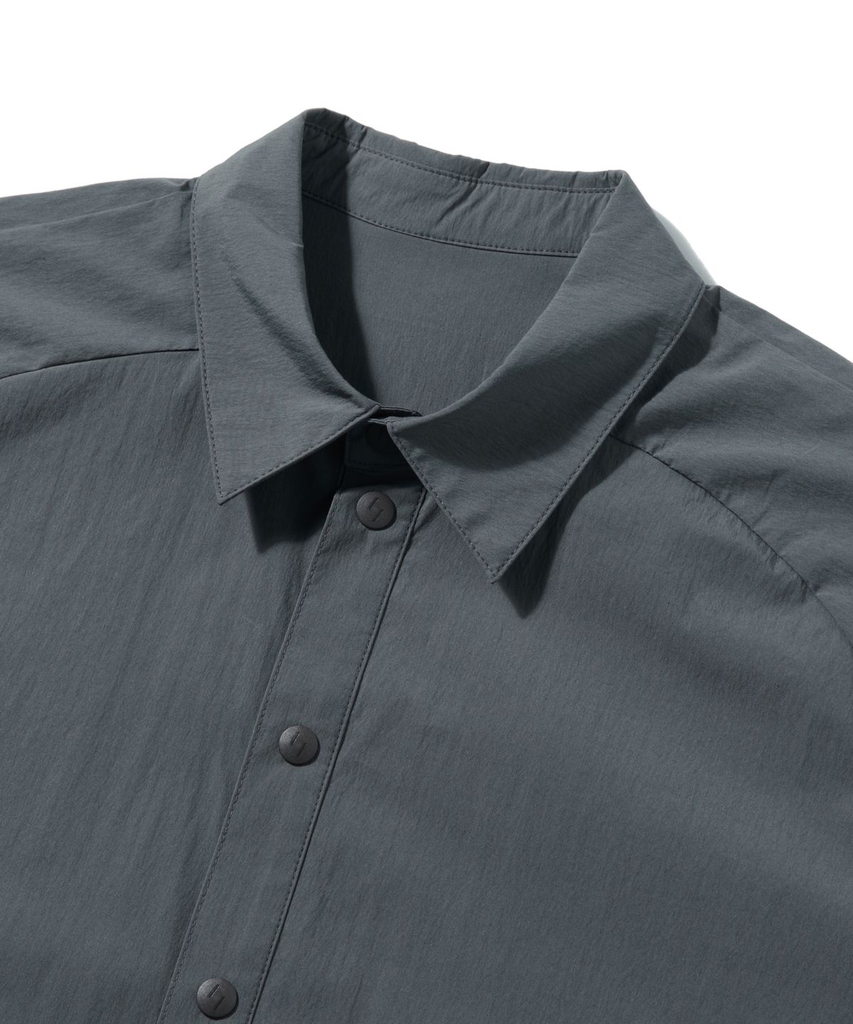 웰터 익스페리먼트(WELTER EXPERIMENT) WCL009_LIGHT REFLECTION POINT HALF SHIRTS_Charcoal