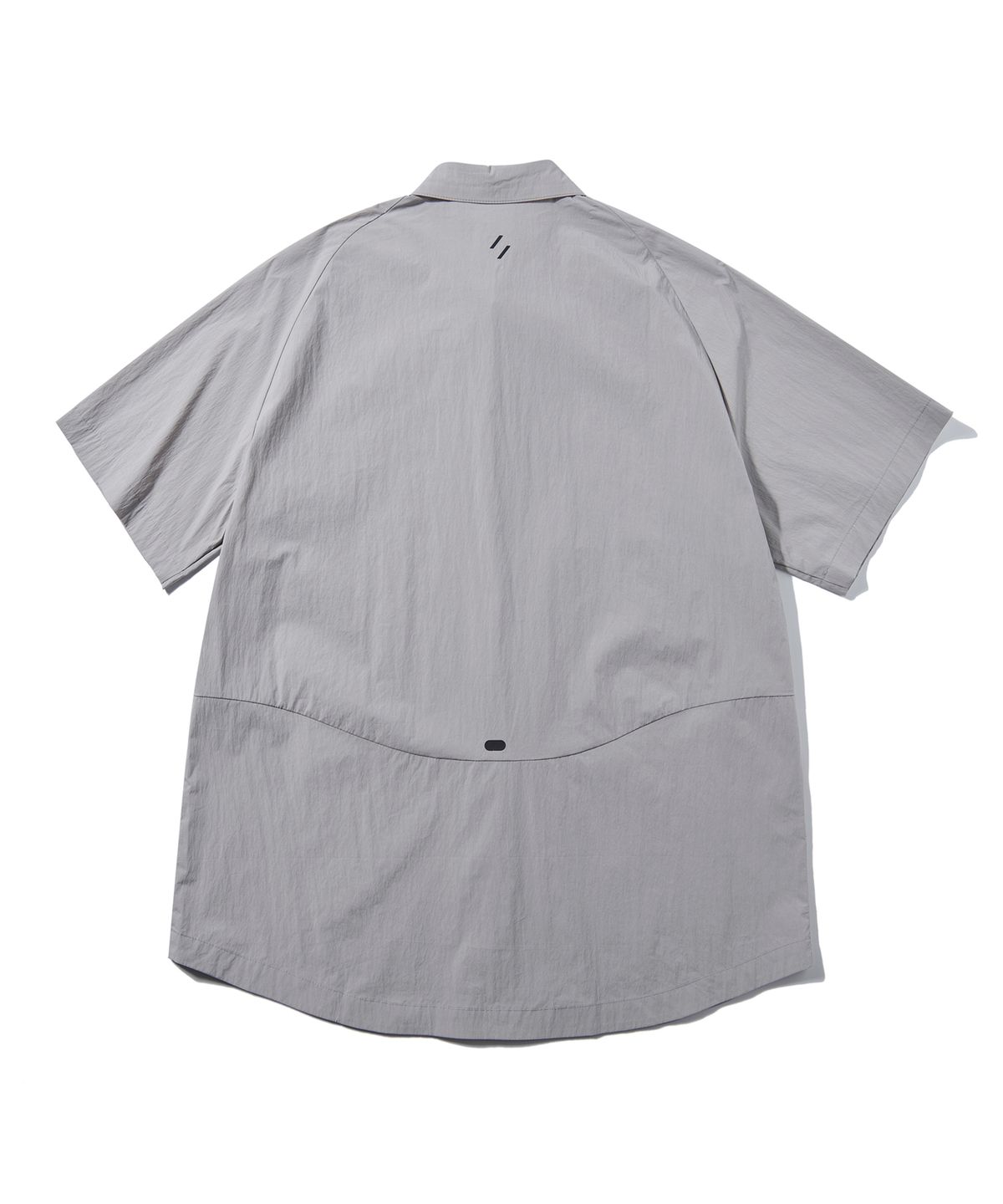 웰터 익스페리먼트(WELTER EXPERIMENT) WCL010_LIGHT REFLECTION POINT HALF SHIRTS_Warm Gray