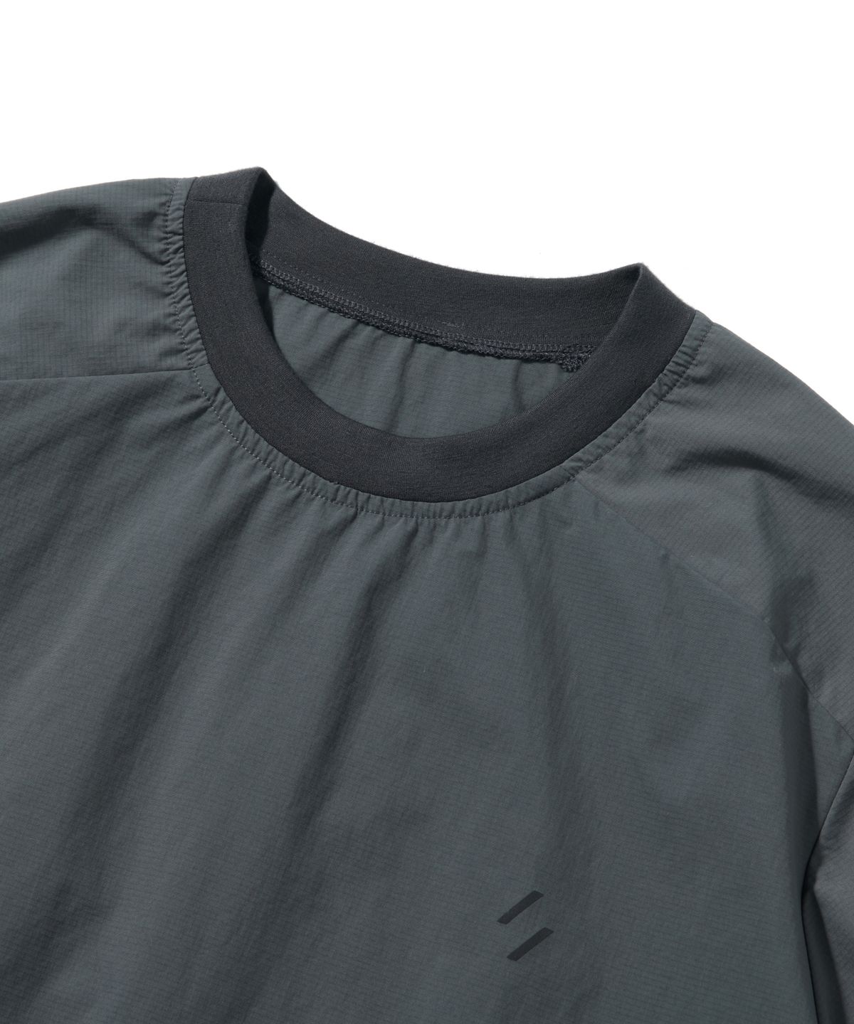 웰터 익스페리먼트(WELTER EXPERIMENT) WDT003_AMON MESH PULLOVER_Charcoal