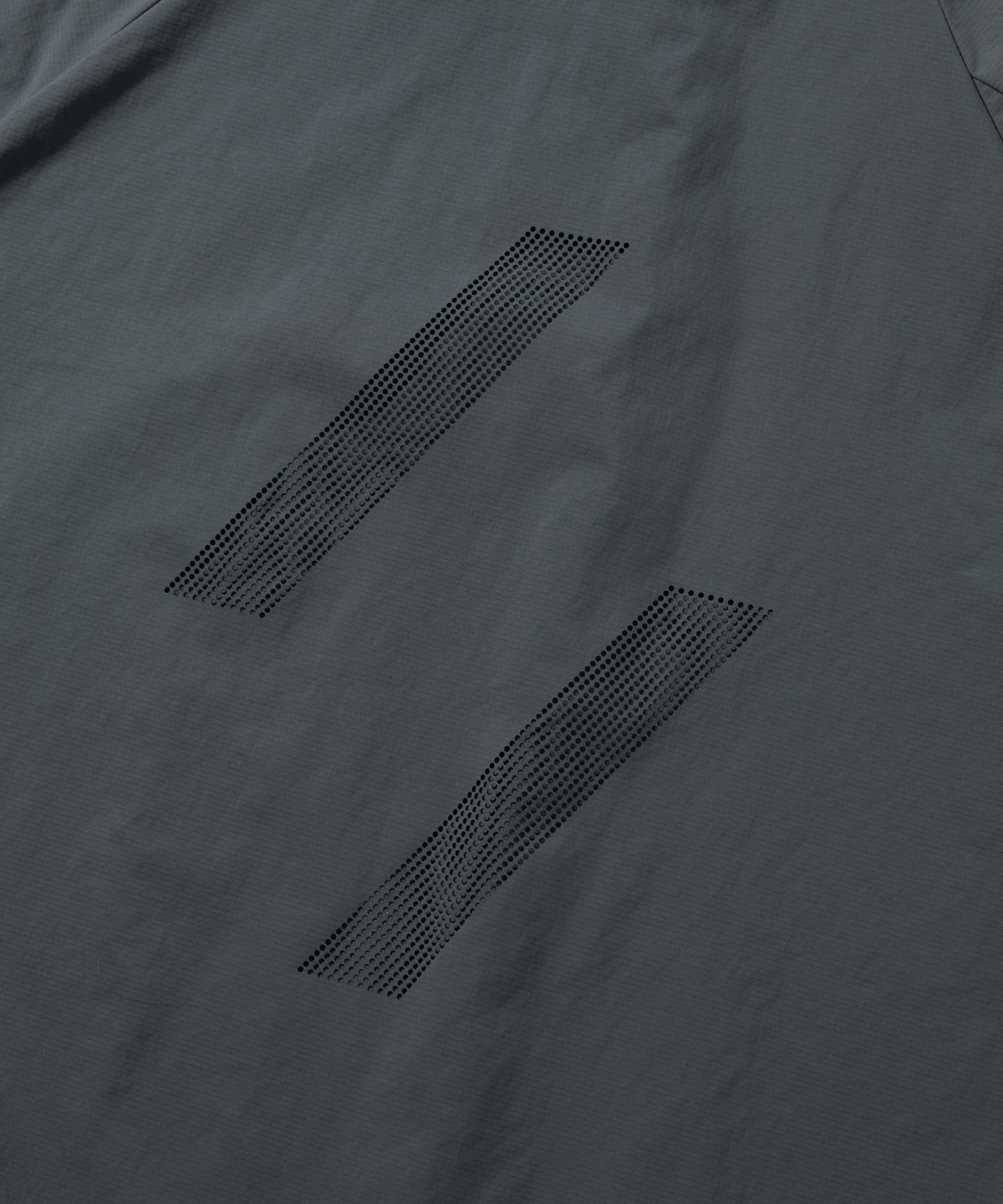 웰터 익스페리먼트(WELTER EXPERIMENT) WDT003_AMON MESH PULLOVER_Charcoal