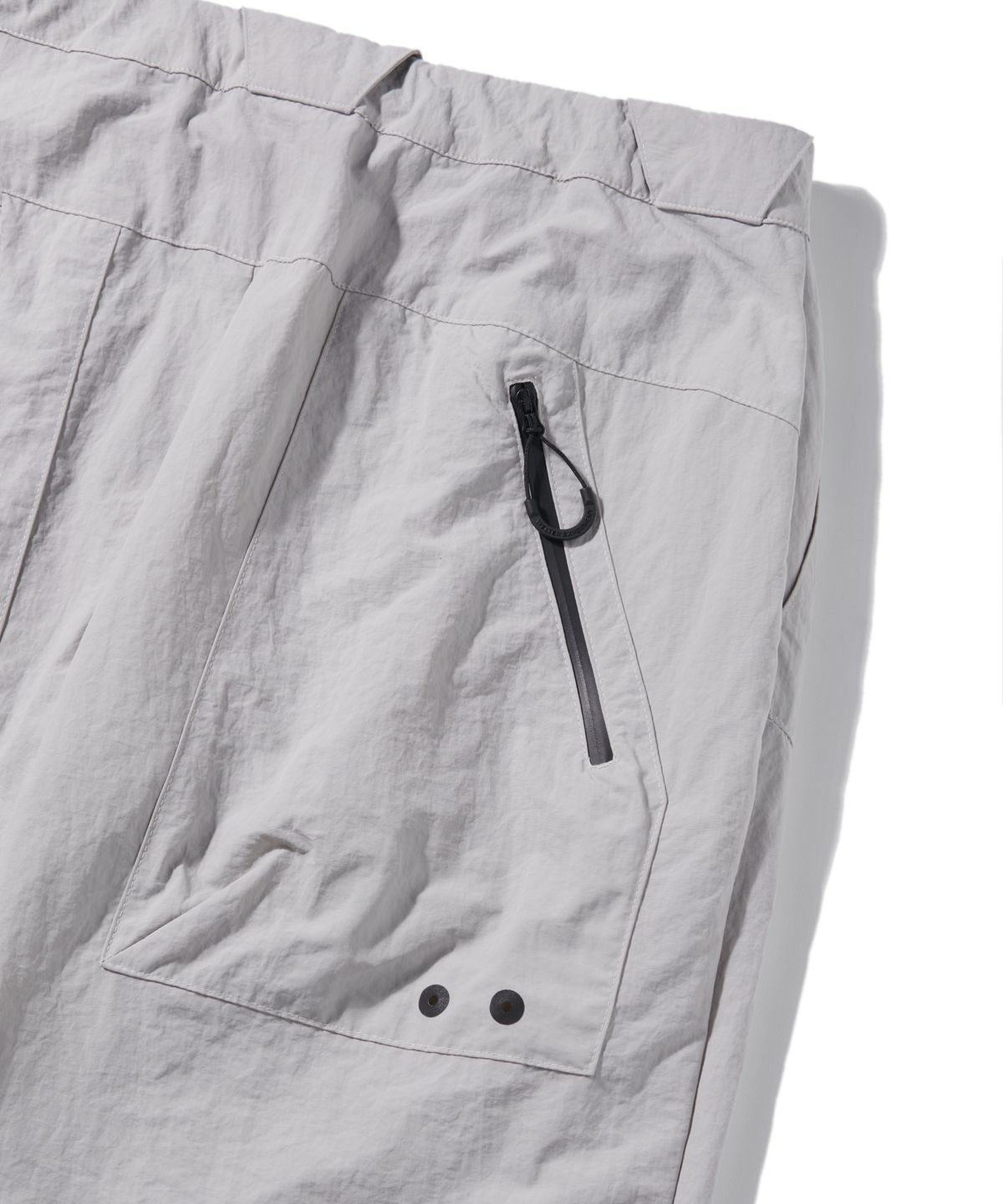 웰터 익스페리먼트(WELTER EXPERIMENT) WPL015_VENTILATION 610m PANTS_White Gray
