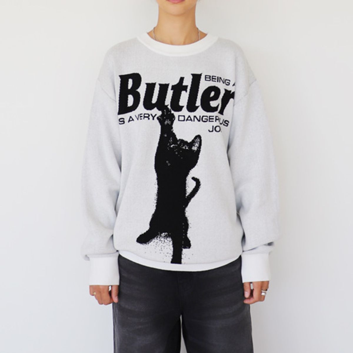 크루치(KRUCHI) CAT BUTLER Knit Sweater (WHITE)