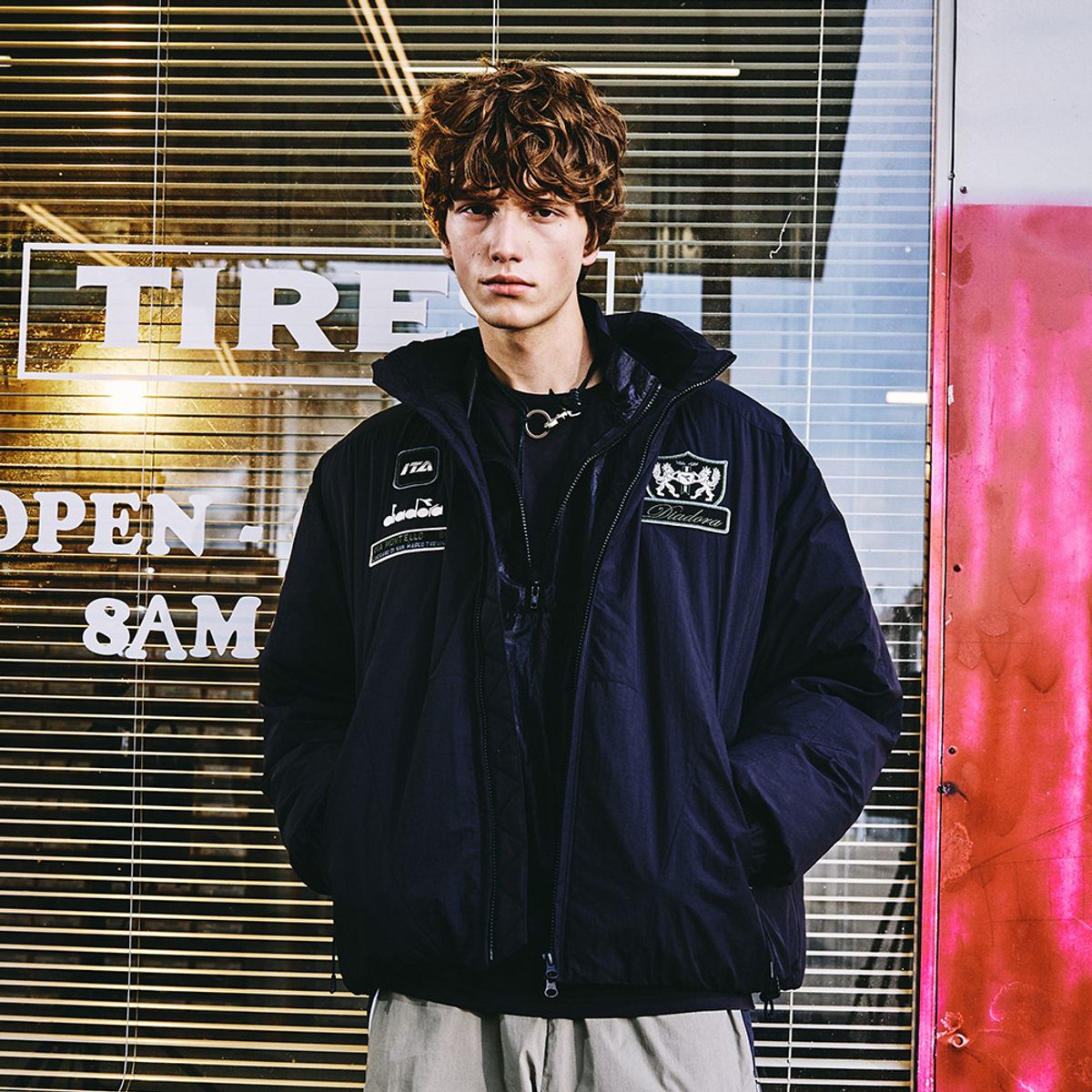 디아도라(diadora) 윈터 피트크루 레이서 구스다운 자켓 BLACK