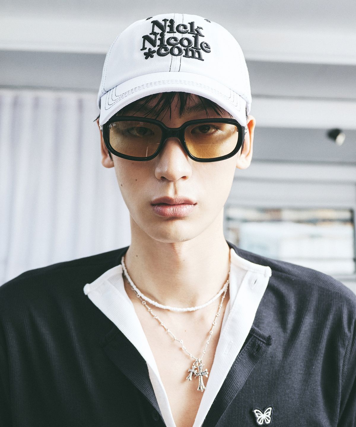 닉앤니콜(NICK&NICOLE) NN DOTCOM SIGNATURE BALL CAP_STITCH WHITE