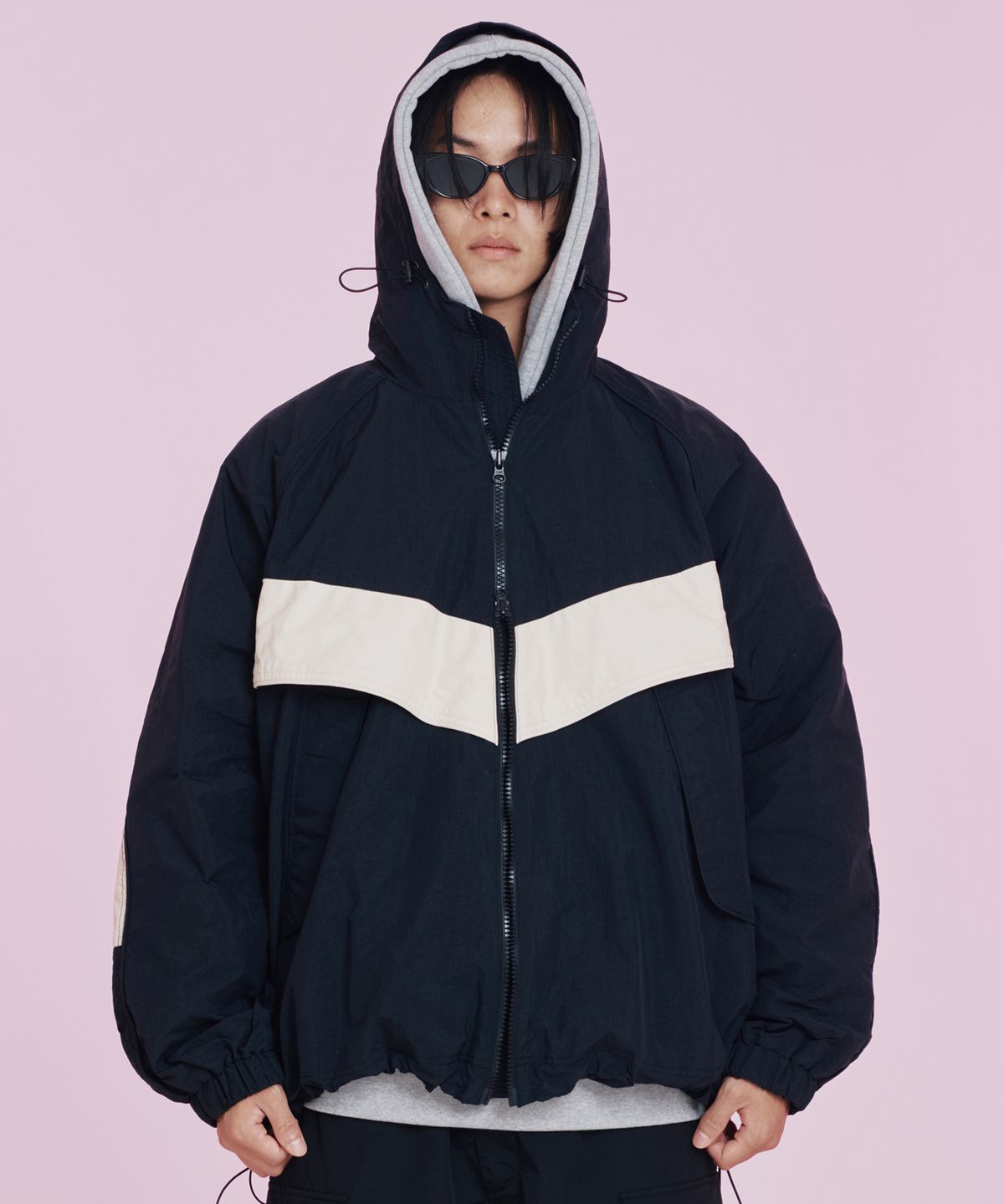 베스띠또(VESTITO) MAESTRO INCISION PARKA BLACK
