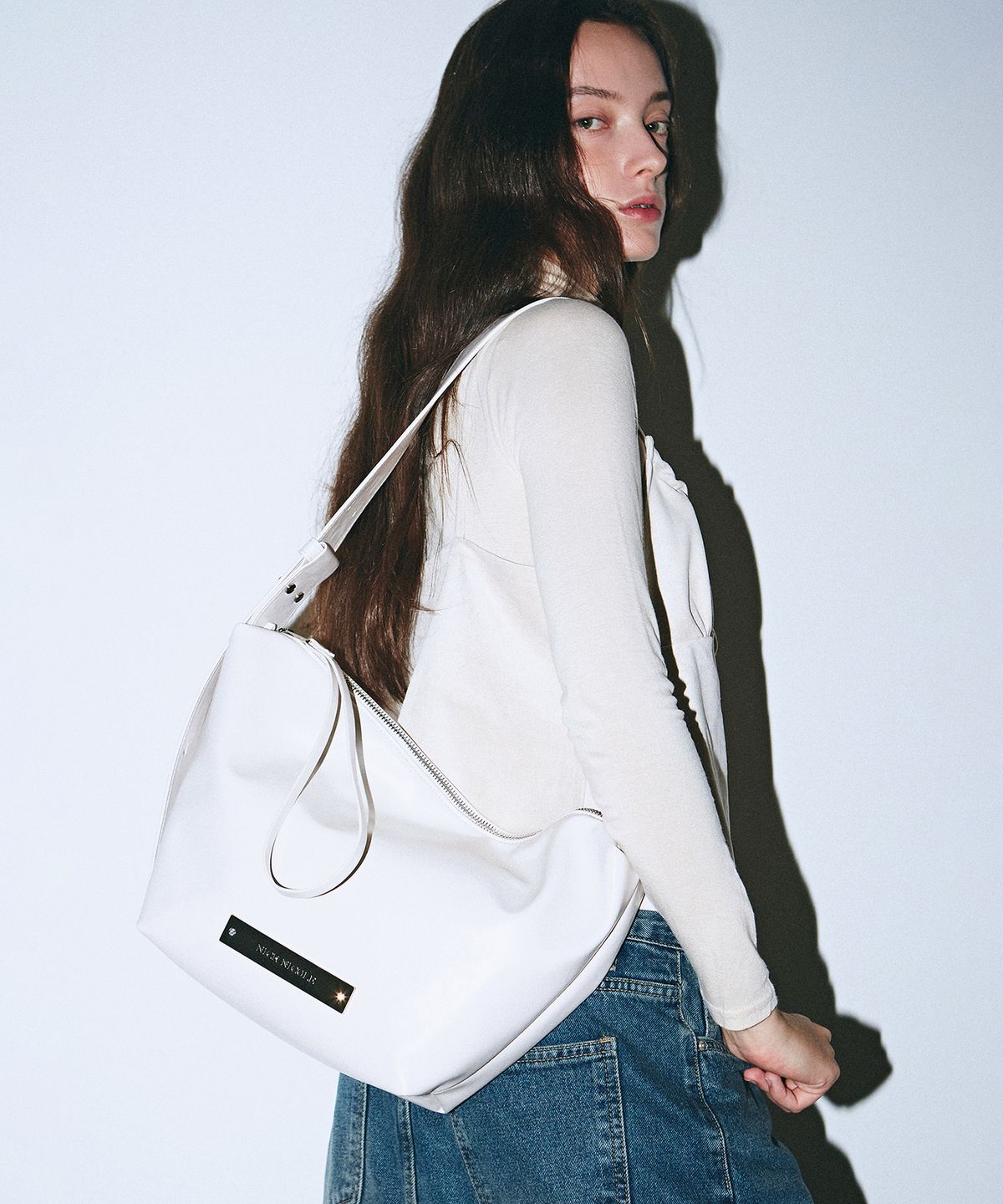 닉앤니콜(NICK&NICOLE) CRYSTAL LEATHER MULTI WAY BAG_CREAM