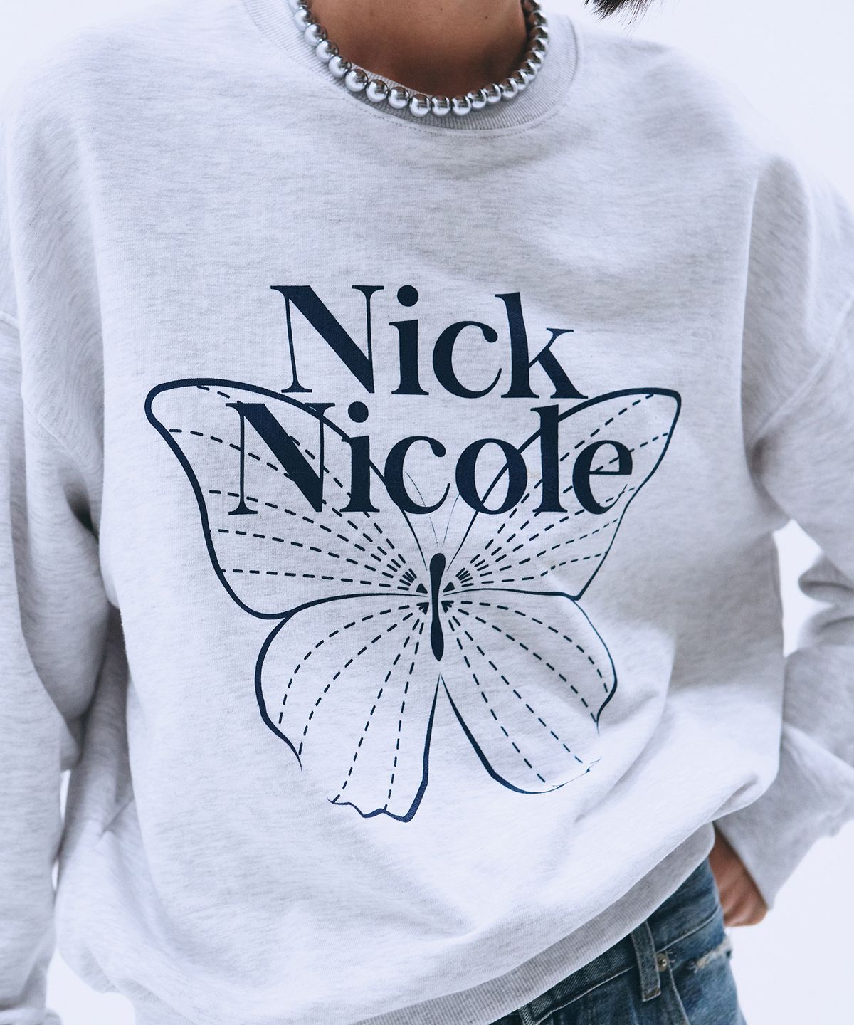 닉앤니콜(NICK&NICOLE) BUTTERFLY SIGNATURE SWEATSHIRT_MELANGE NAVY