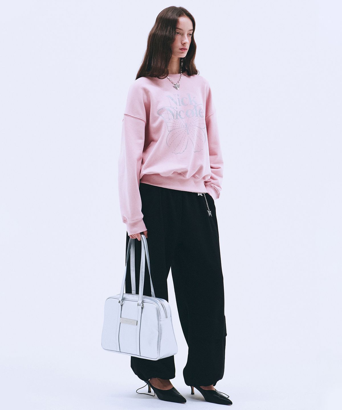 닉앤니콜(NICK&NICOLE) BUTTERFLY SIGNATURE SWEATSHIRT_PINK SILVER