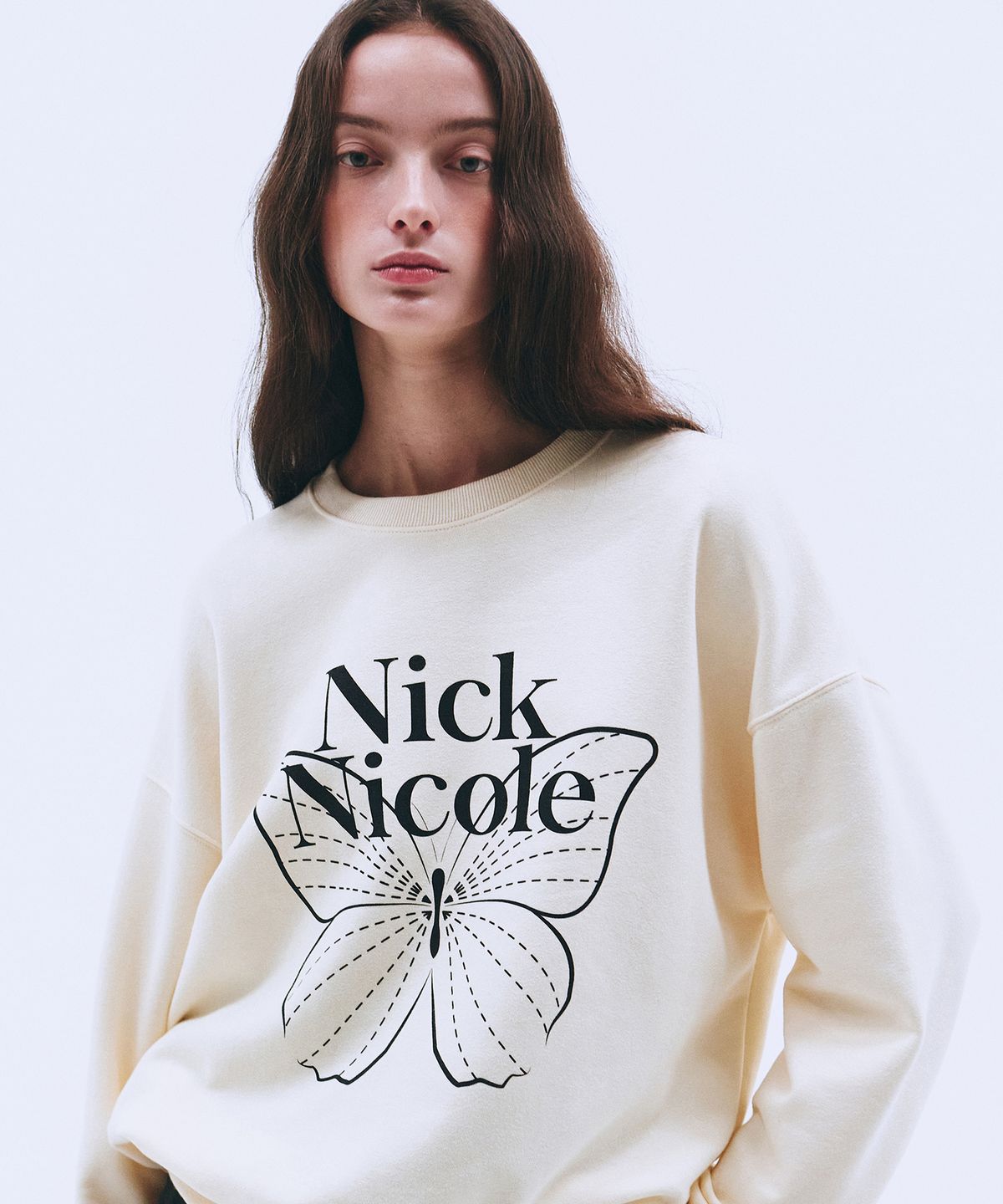 닉앤니콜(NICK&NICOLE) BUTTERFLY SIGNATURE SWEATSHIRT_24 COLOR