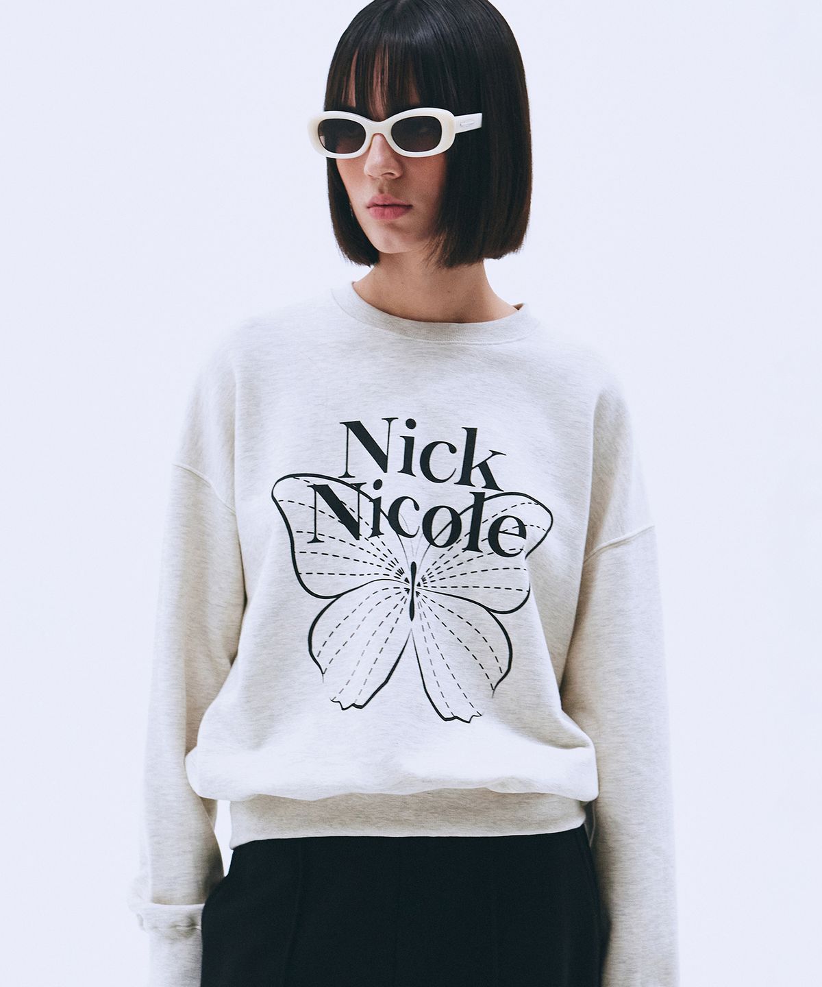 닉앤니콜(NICK&NICOLE) BUTTERFLY SIGNATURE SWEATSHIRT_24 COLOR